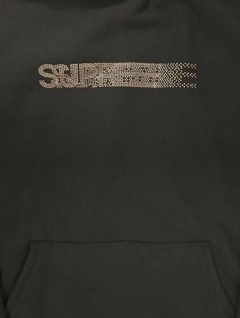 Supreme × Swarovski Supreme x Swarovski Hoodie - Small - Navy/Gold Size US S / EU 44-46 / 1 - 4 Thumbnail