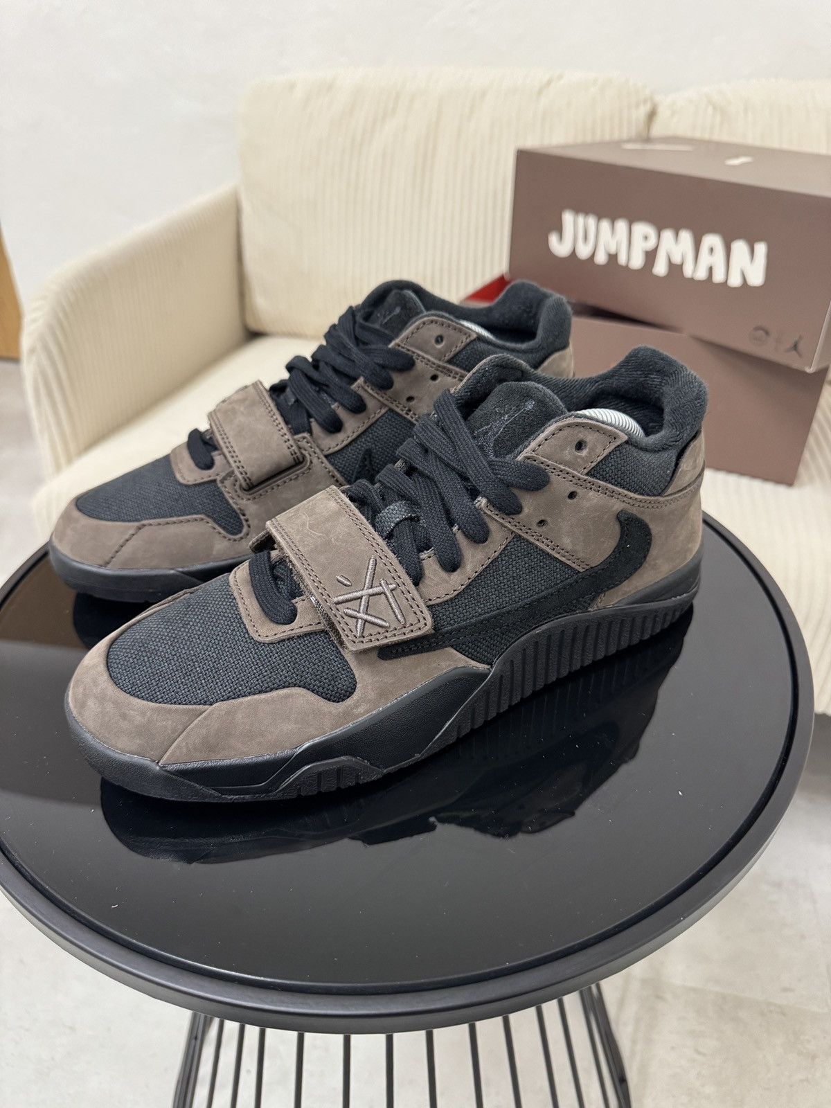 Nike × Travis Scott Nike x Travis Scott jumpman jack dark mocha Size US 9.5 / EU 42-43 - 1 Thumbnail