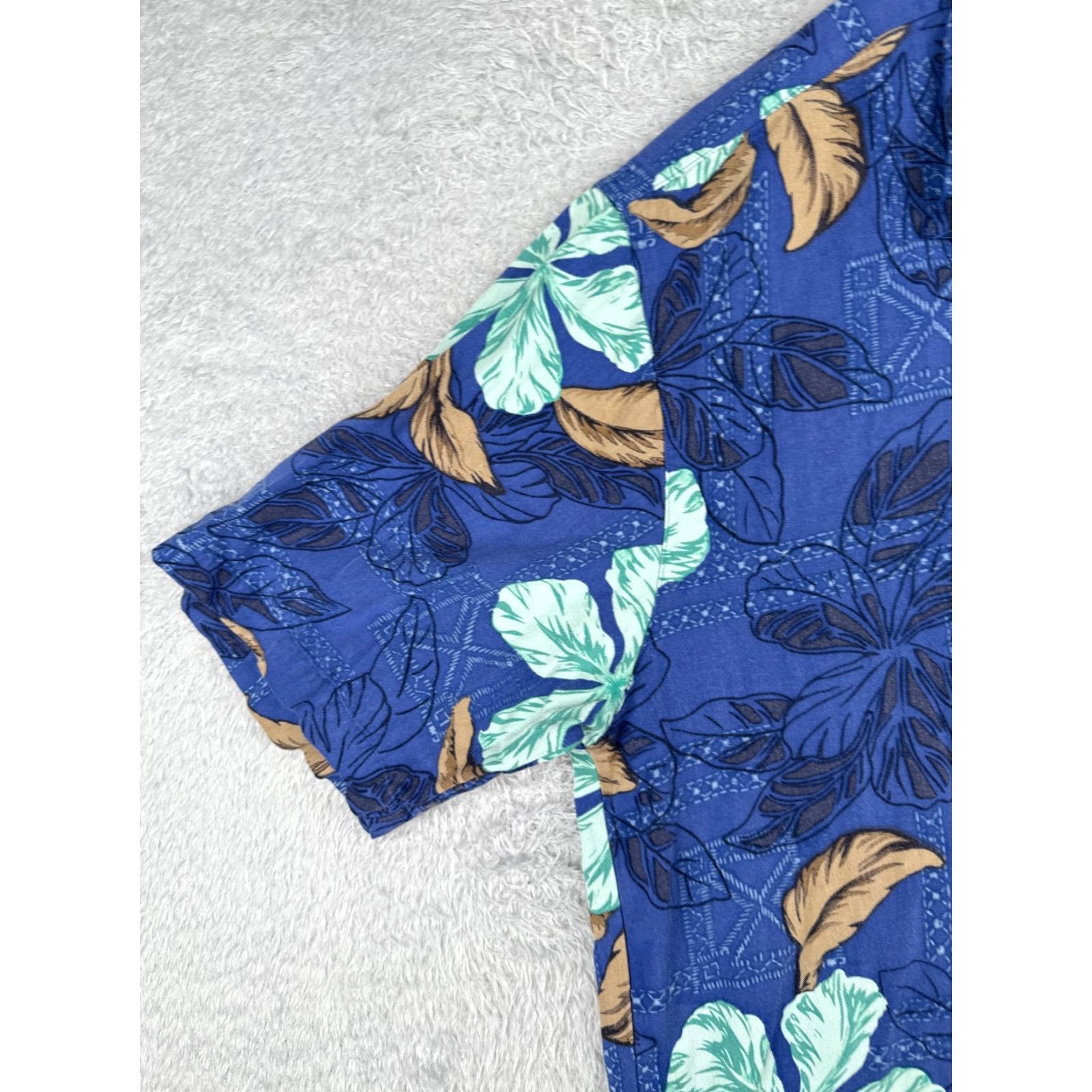 Vintage VINTAGE La Cabana Shirt Men 2XL Blue Floral Hawaiian Rayon Button-Up Short Sleeve, 100% Rayon, Island/Seasonal Mens Shirt Size US XXL / EU 58 / 5 - 3 Thumbnail