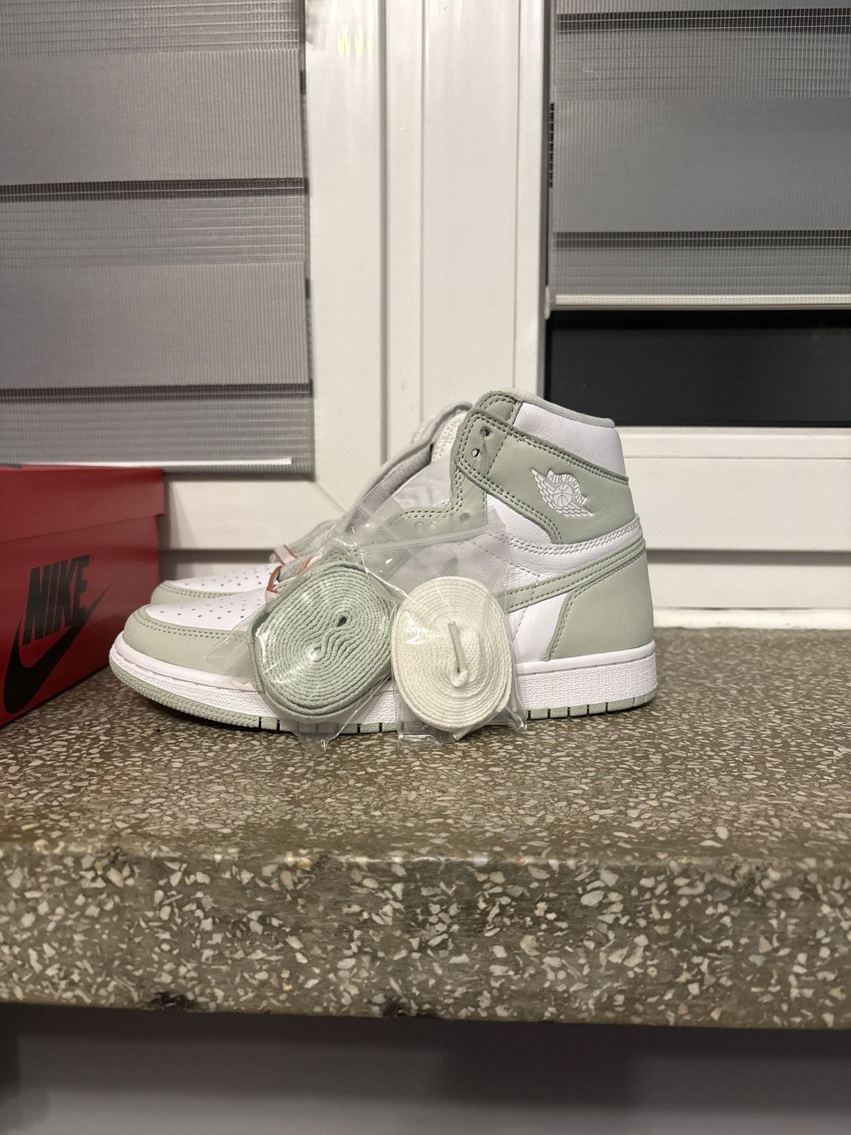 Jordan Brand Jordan 1 High Og Size US 7 / IT 37 - 2 Thumbnail
