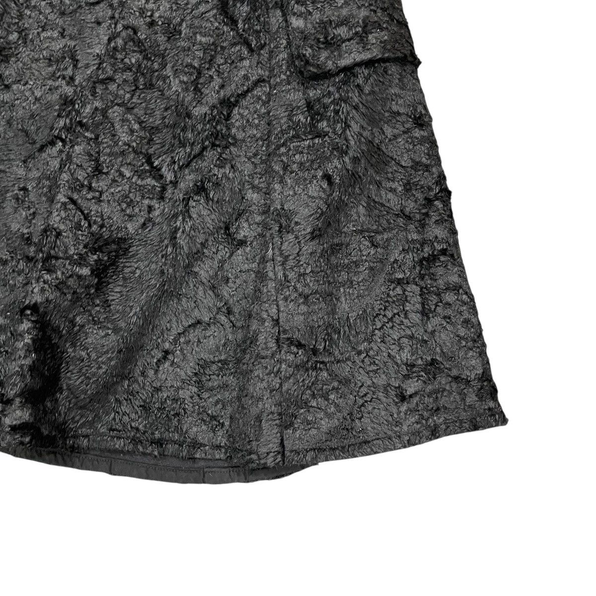 Yasuyuki Ishii OHYA Made in Japan Faux Fur Mini Skirt Size 28" / US 6 / IT 42 - 8 Thumbnail