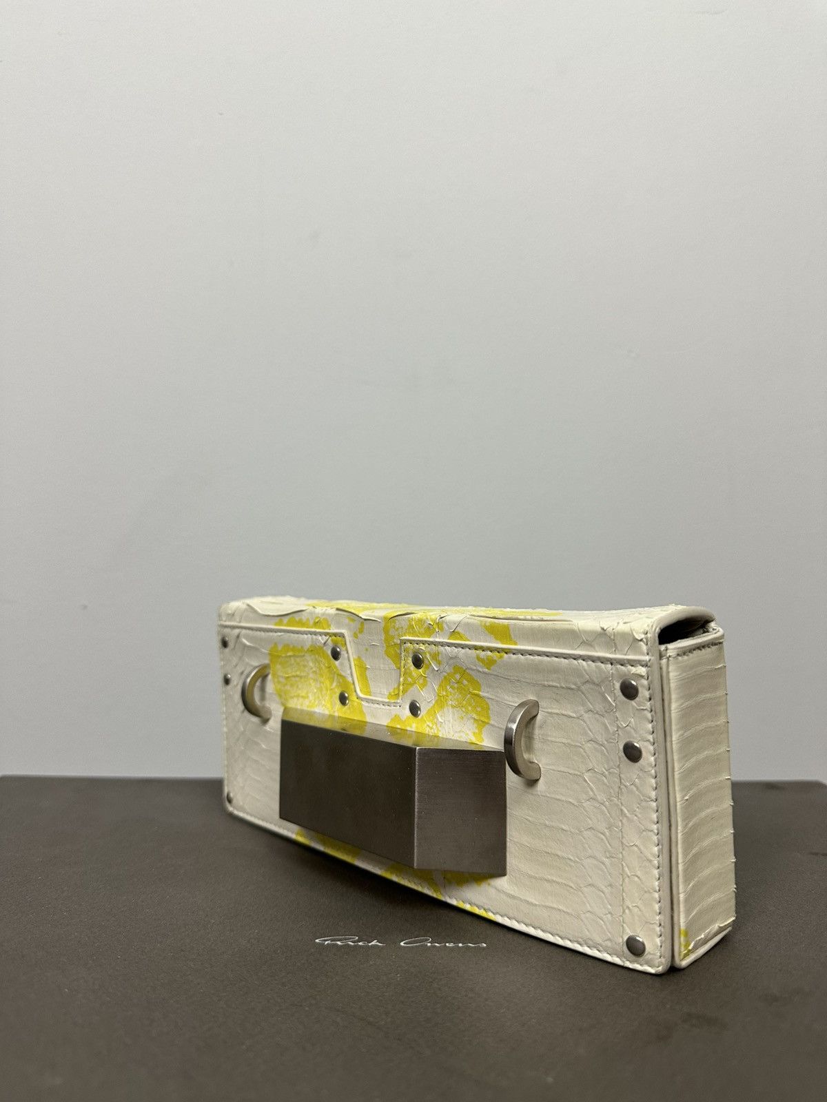 Rick Owens SS22 ‘FOGACHINE’ Python Beveled Clutch Size ONE SIZE - 3 Thumbnail