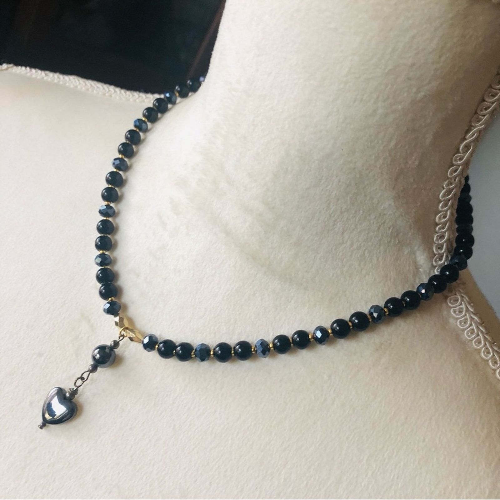 Handmade Handcrafted repurpose heart hematite Pearl necklace Size ONE SIZE - 4 Thumbnail