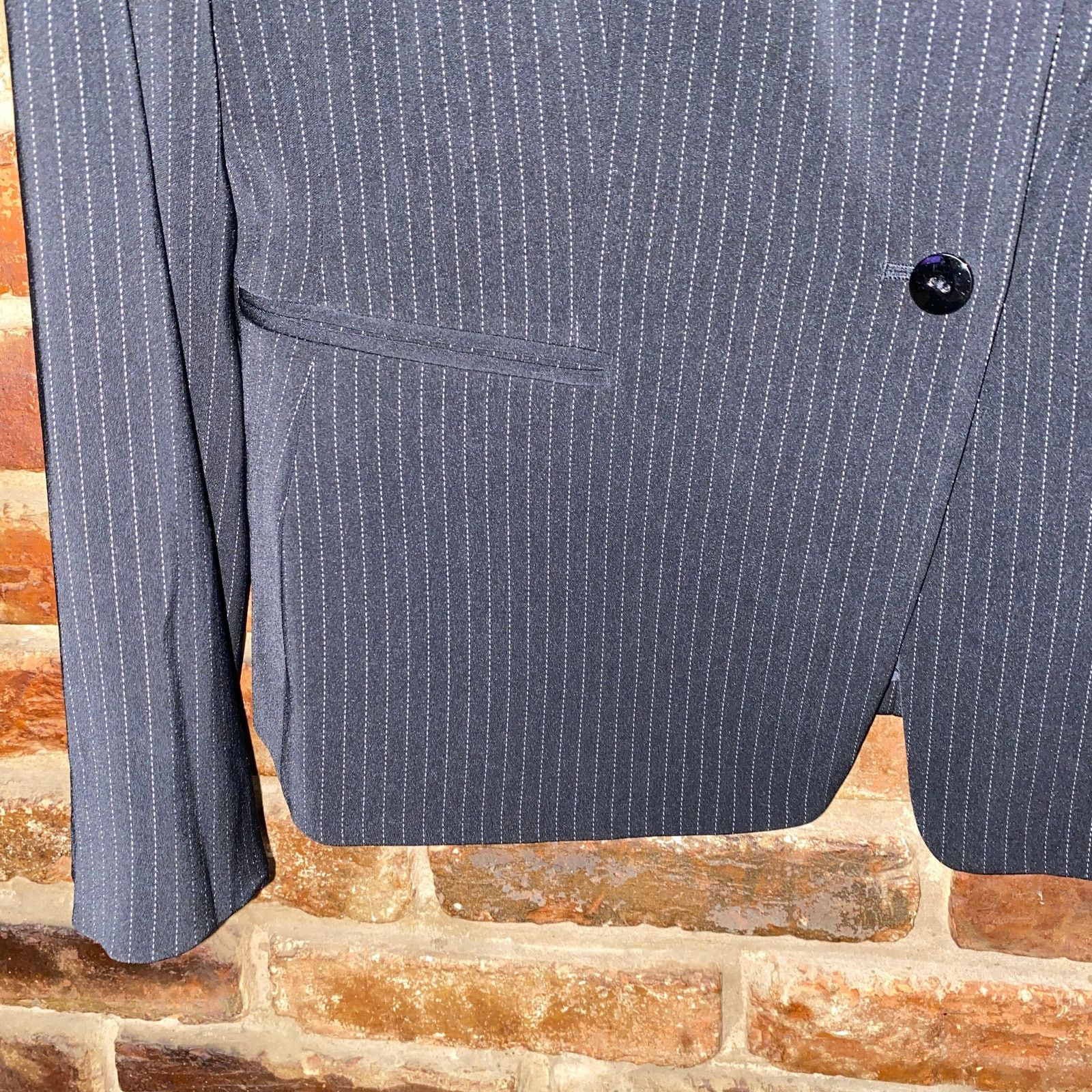 Other Tahari Arthur S Levine Black Pin Stripe Blazer Jacket 14P Size XL / US 12-14 / IT 48-50 - 3 Thumbnail