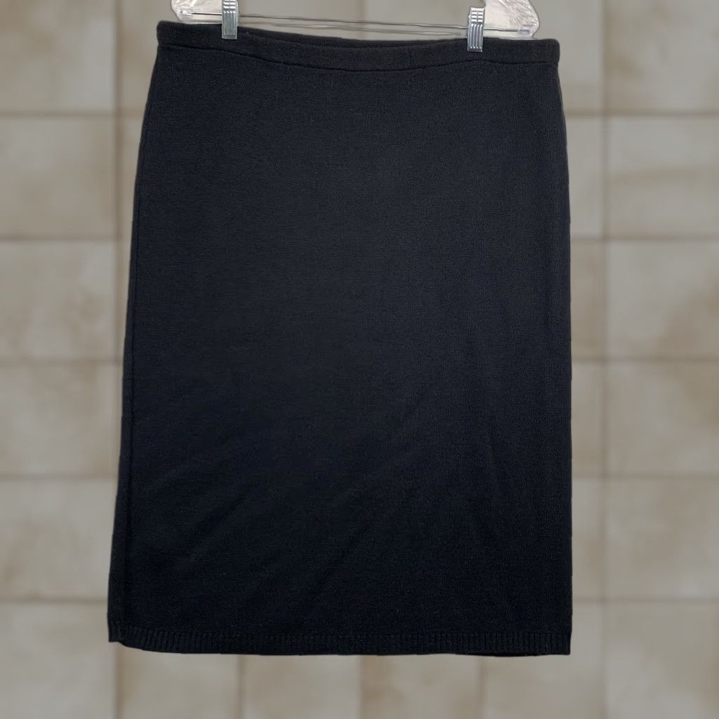 Vintage Classic Black Acrylic Long Skirt Women’s 37" Lauren Knitwear USA Size 25" / US 0 / IT 36 - 1 Thumbnail