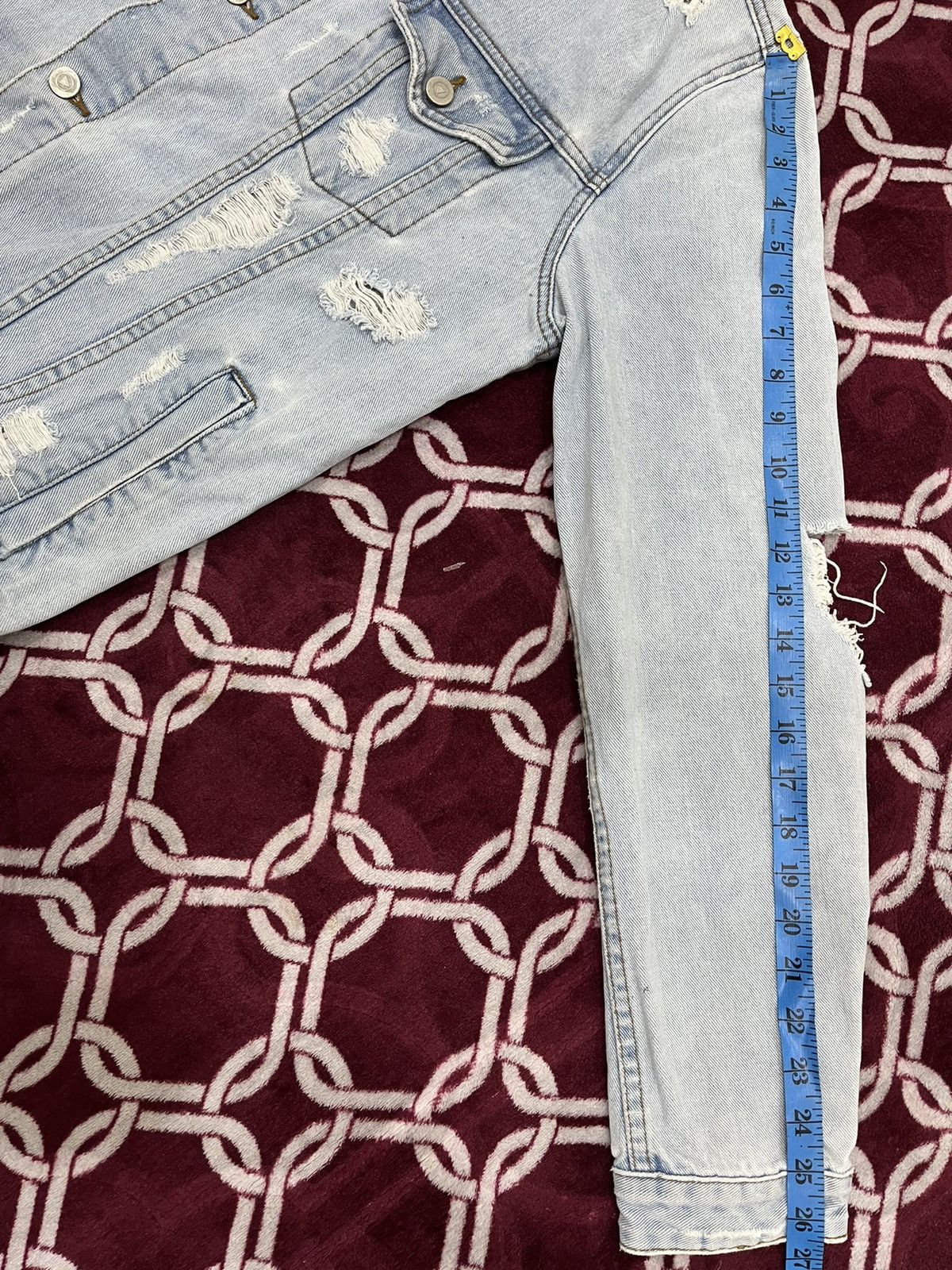 Asos Asos Ripped Trucker Denim Jacket Size US L / EU 52-54 / 3 - 24 Thumbnail