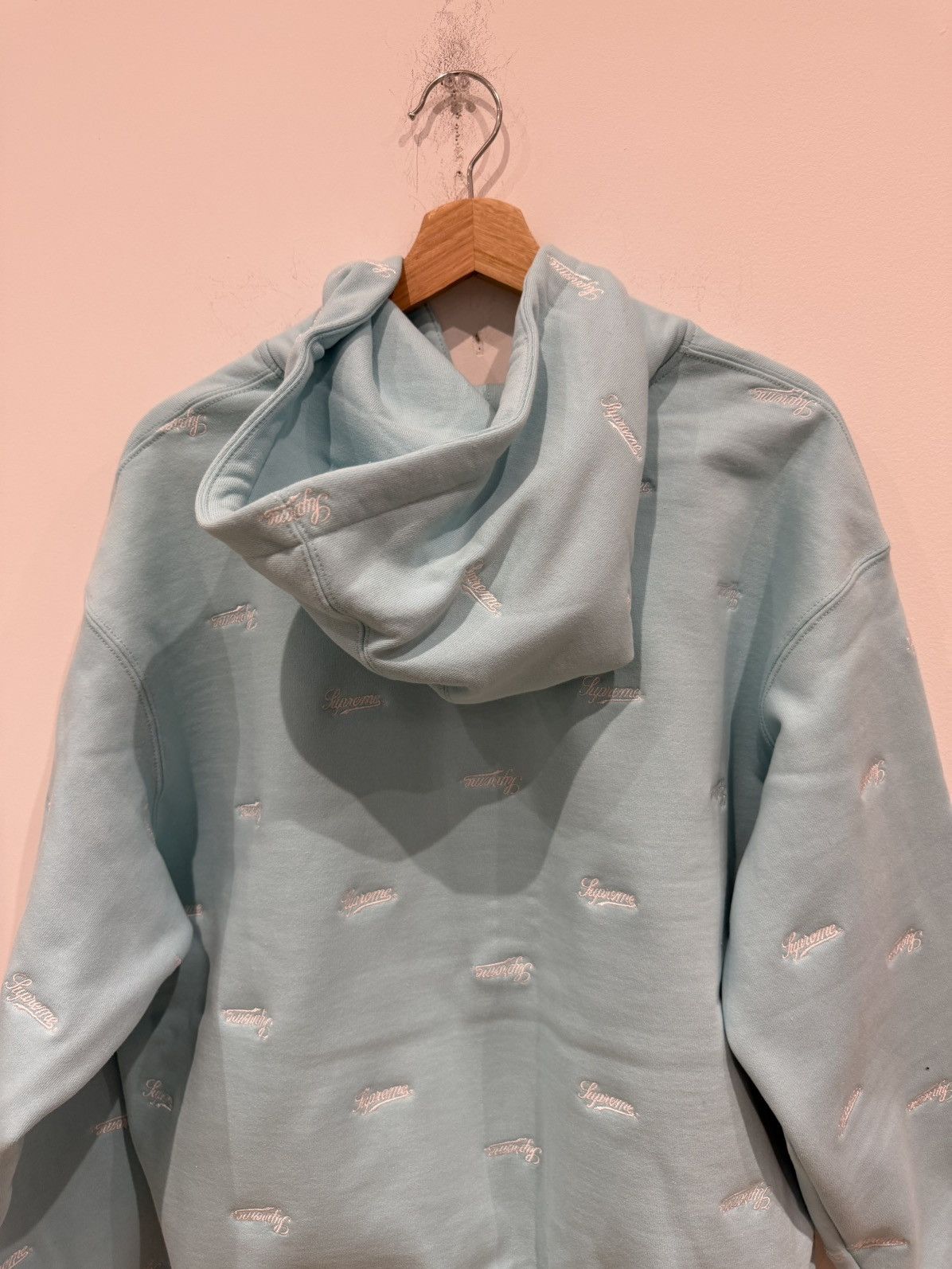Supreme Supreme Repeat Script Zip Up Hoodie Light Blue Size US M / EU 48-50 / 2 - 4 Thumbnail