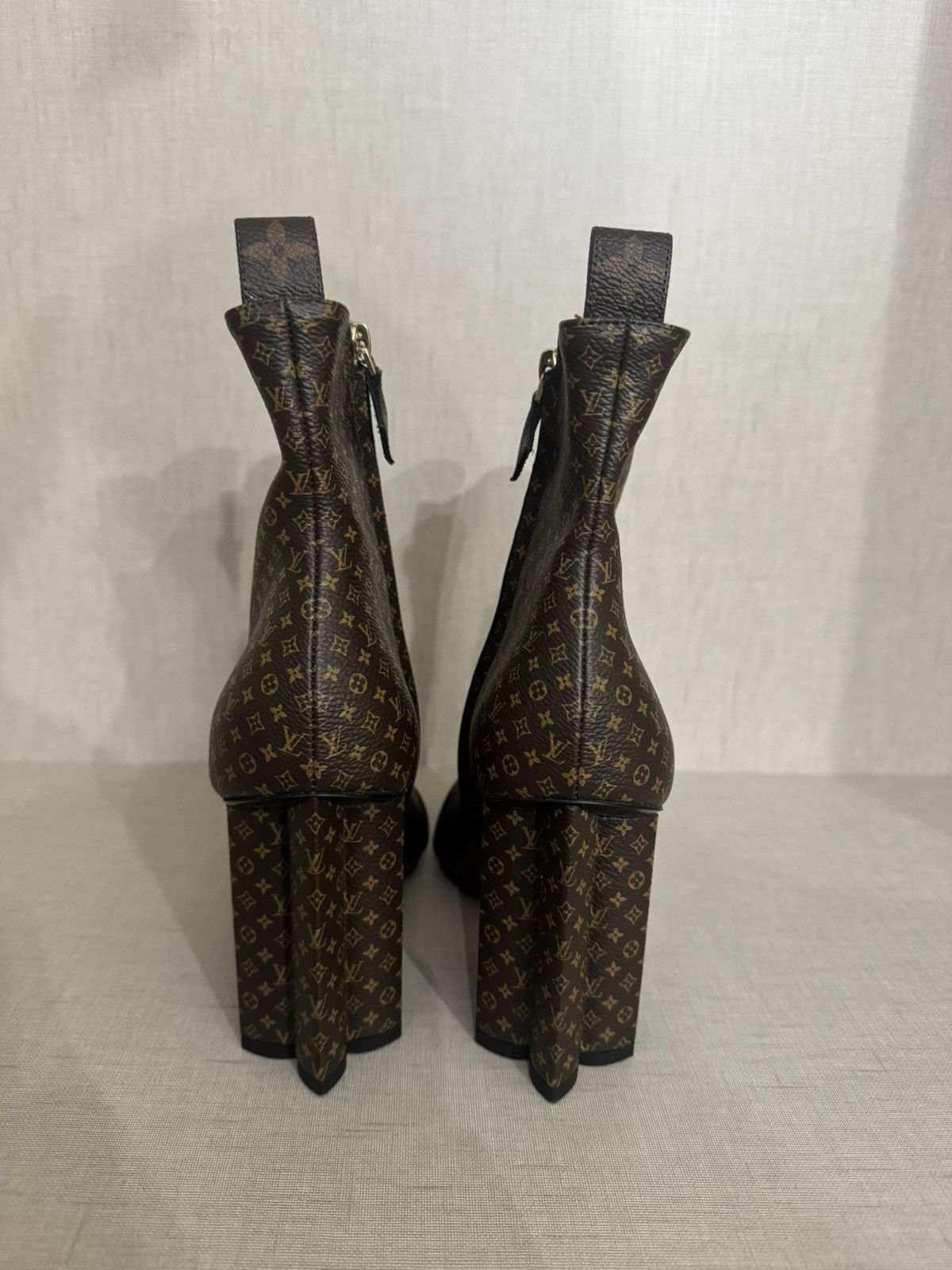 Louis Vuitton Luis Vuitton Nano Monogram Silhouette Ankle Boots Size 37 Size US 7 / IT 37 - 3 Thumbnail