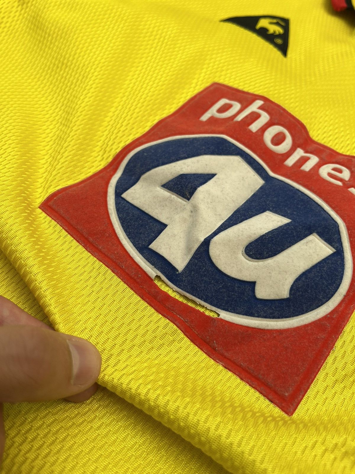 Le Coq Sportif × Vintage Vintage 1999 Le Coq Sportif Watford Premier League Football Size US M / EU 48-50 / 2 - 7 Thumbnail