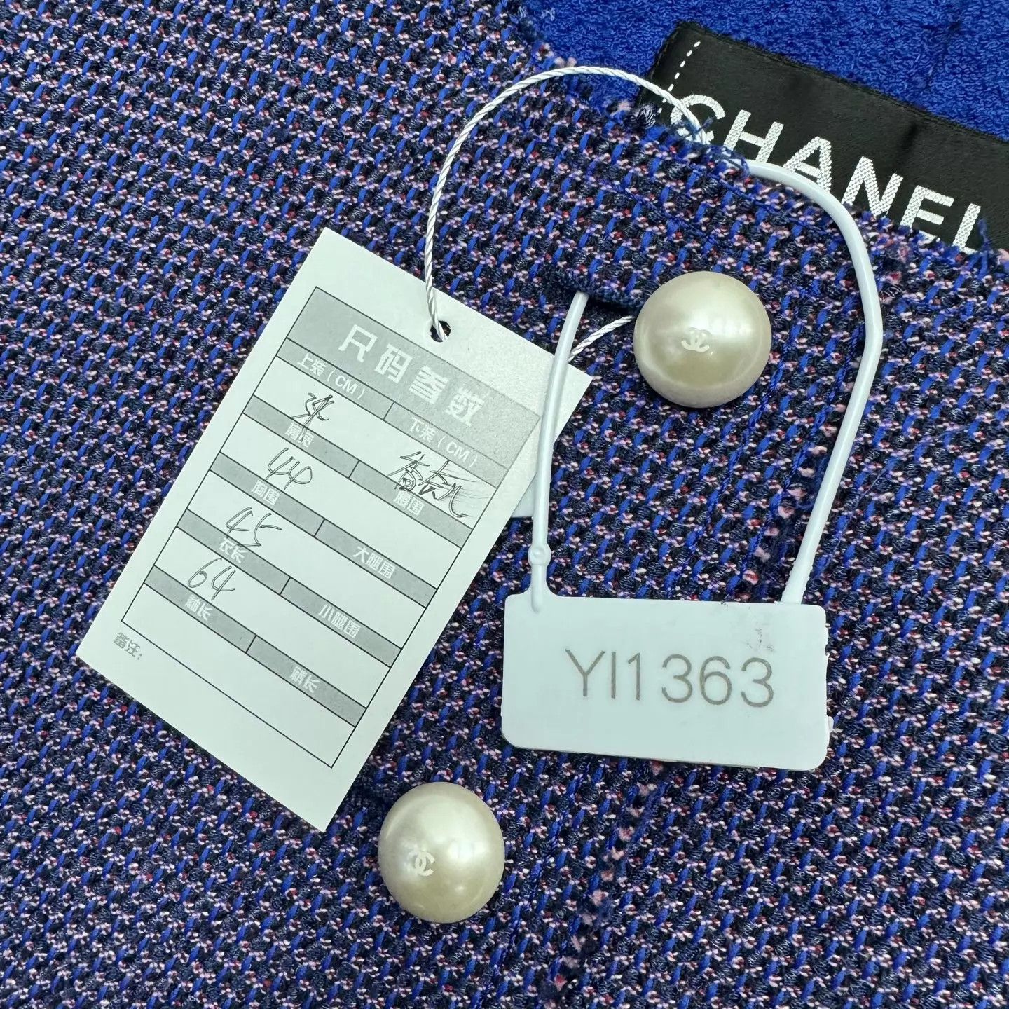 Chanel Chanel Purple Pearl-Buttoned Jacket 34 Size XS / US 0-2 / IT 36-38 - 7 Thumbnail