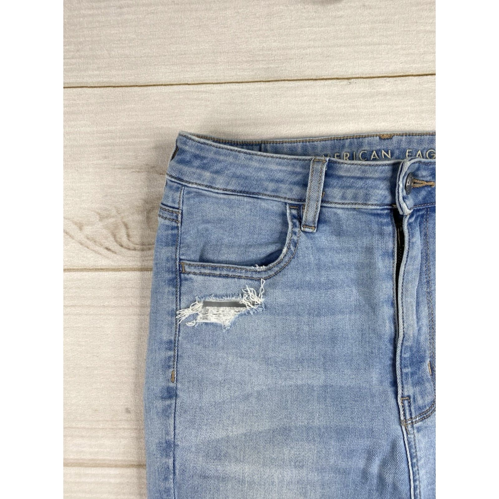 American Eagle Outfitters VINTAGE American Eagle Womens Jeans 6 Short Light Wash Highest Rise Jegging Distressed Size 28" / US 6 / IT 42 - 2 Thumbnail