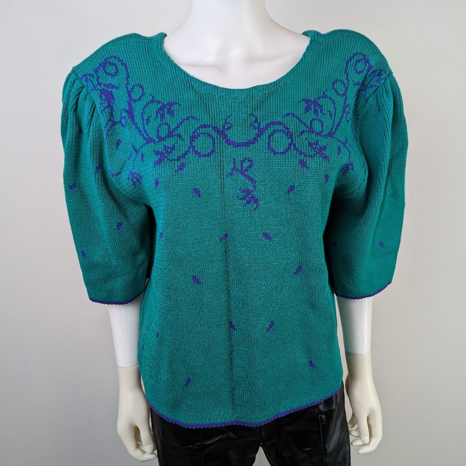 Vintage Vintage 80's Sweetbriar Knit Embroidered Sweater L Size L / US 10 / IT 46 - 1 Thumbnail