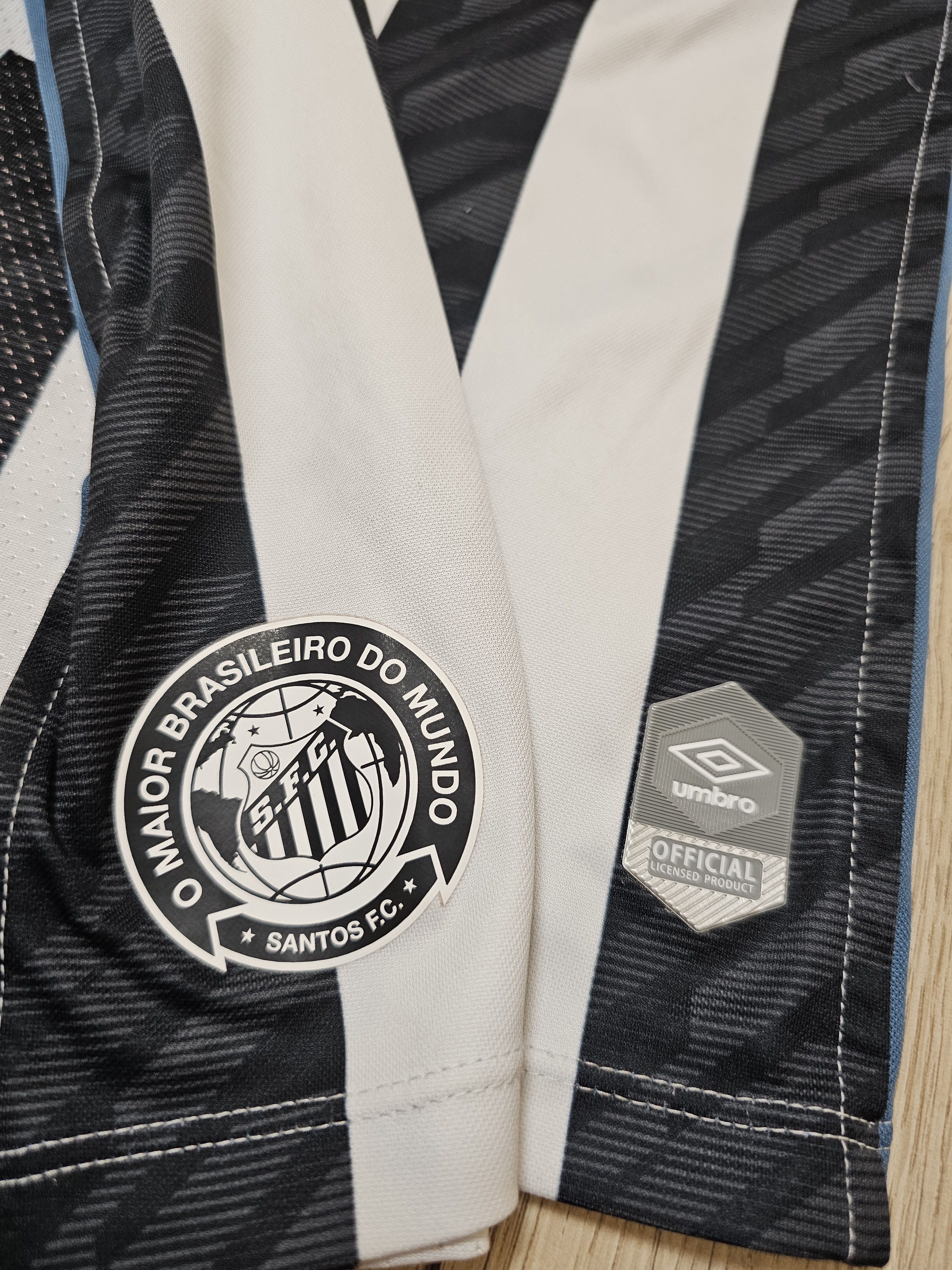 Vintage SANTOS 2020 2021 AWAY FOOTBALL SHIRT BRAZIL SOCCER JERSEY Size US S / EU 44-46 / 1 - 7 Thumbnail