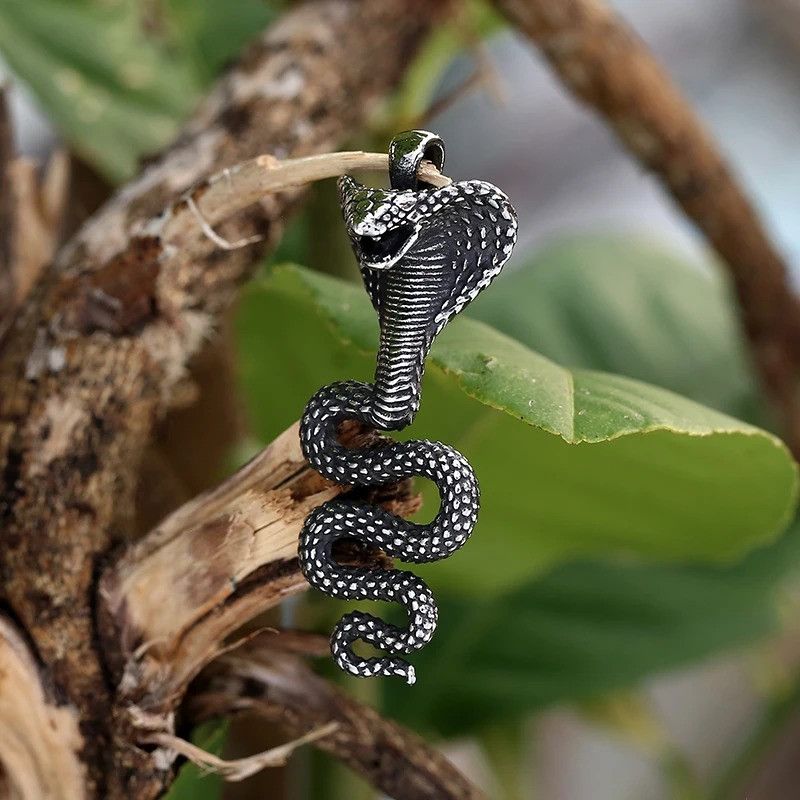 Japanese Brand × Jewelry Vintage Snake Pendant Necklace 2025 Size ONE SIZE - 2 Thumbnail