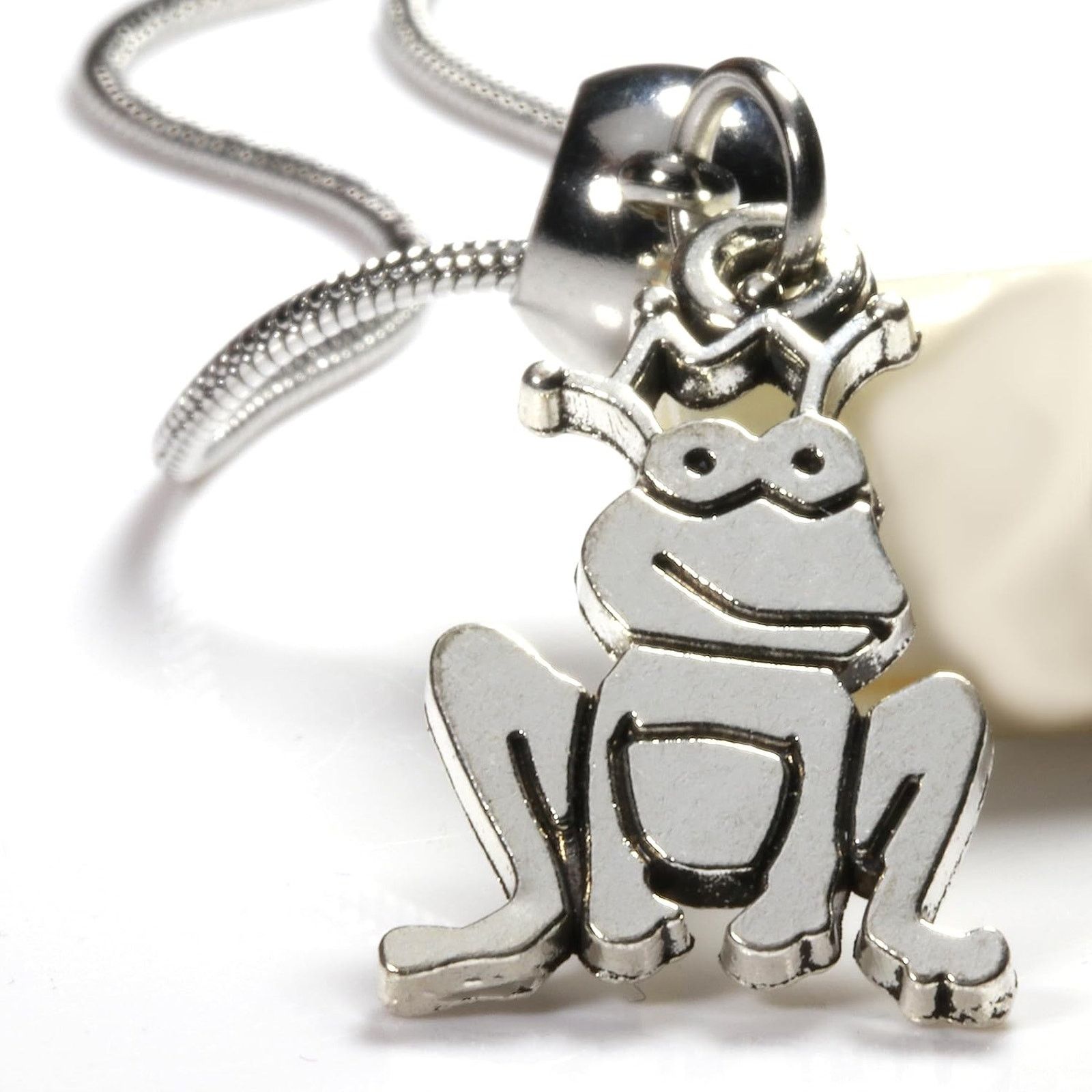 & Other Stories Frog Necklace - Frog with Crown Necklace Frog and Toad Gifts Size ONE SIZE - 5 Thumbnail