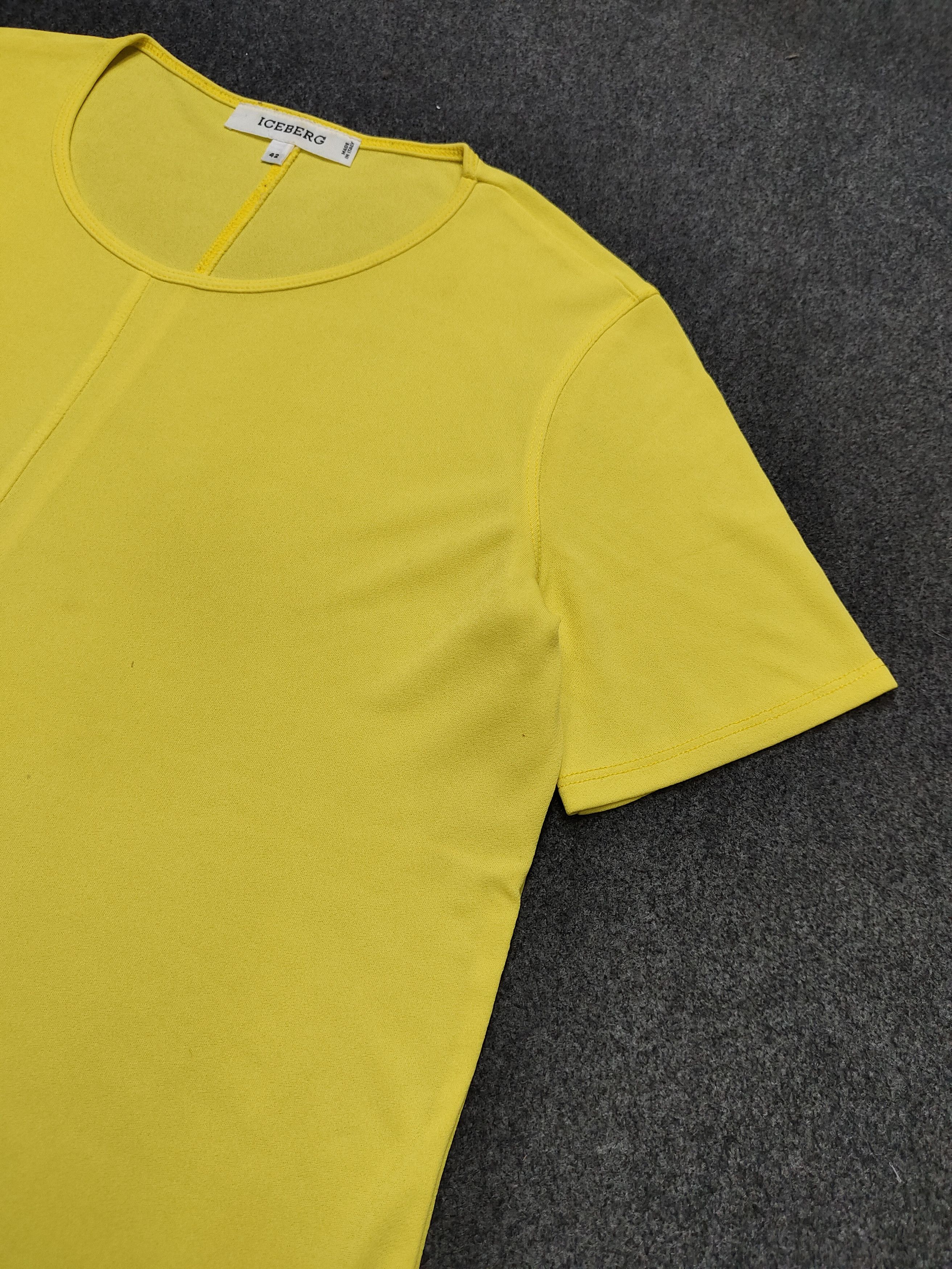Iceberg Vtg Iceberg 🇮🇹 Rayon Plain Tshirt Size L / US 10 / IT 46 - 3 Thumbnail