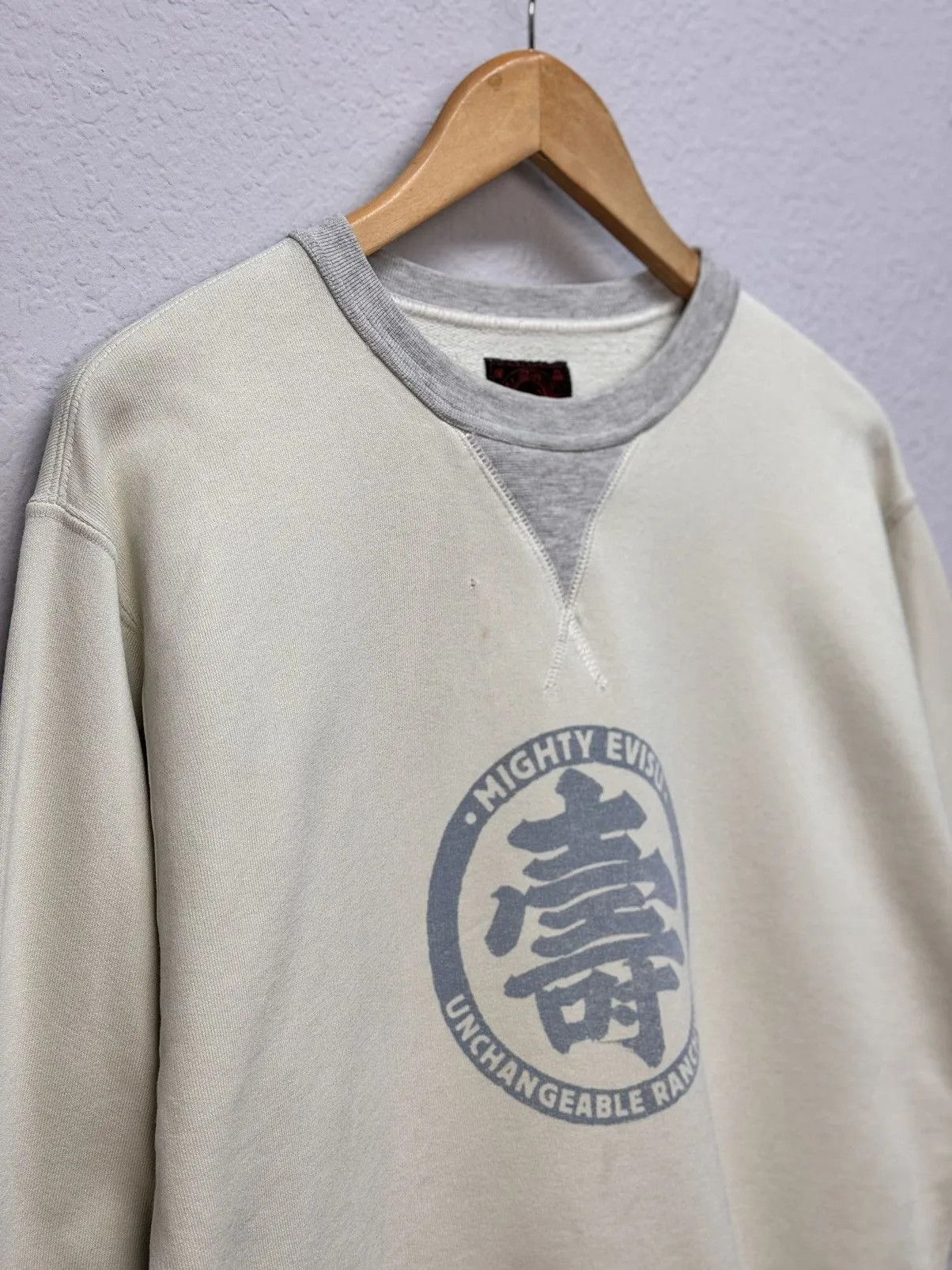 Evisu × Japanese Brand × Vintage Vintage Evisu Sweatshirt Y2K Style Faded Effect Big Logo Size US M / EU 48-50 / 2 - 4 Thumbnail