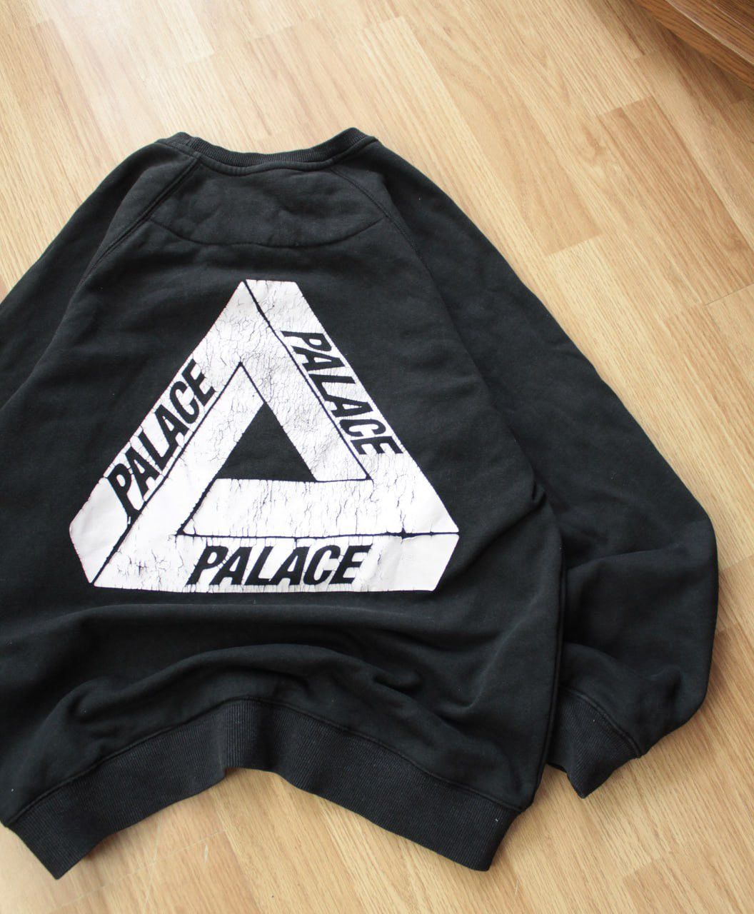 Vintage 🔥 Palace Skateboards Distressed Logo Faded Sweatshirt Y2K Size US XL / EU 56 / 4 - 2 Thumbnail