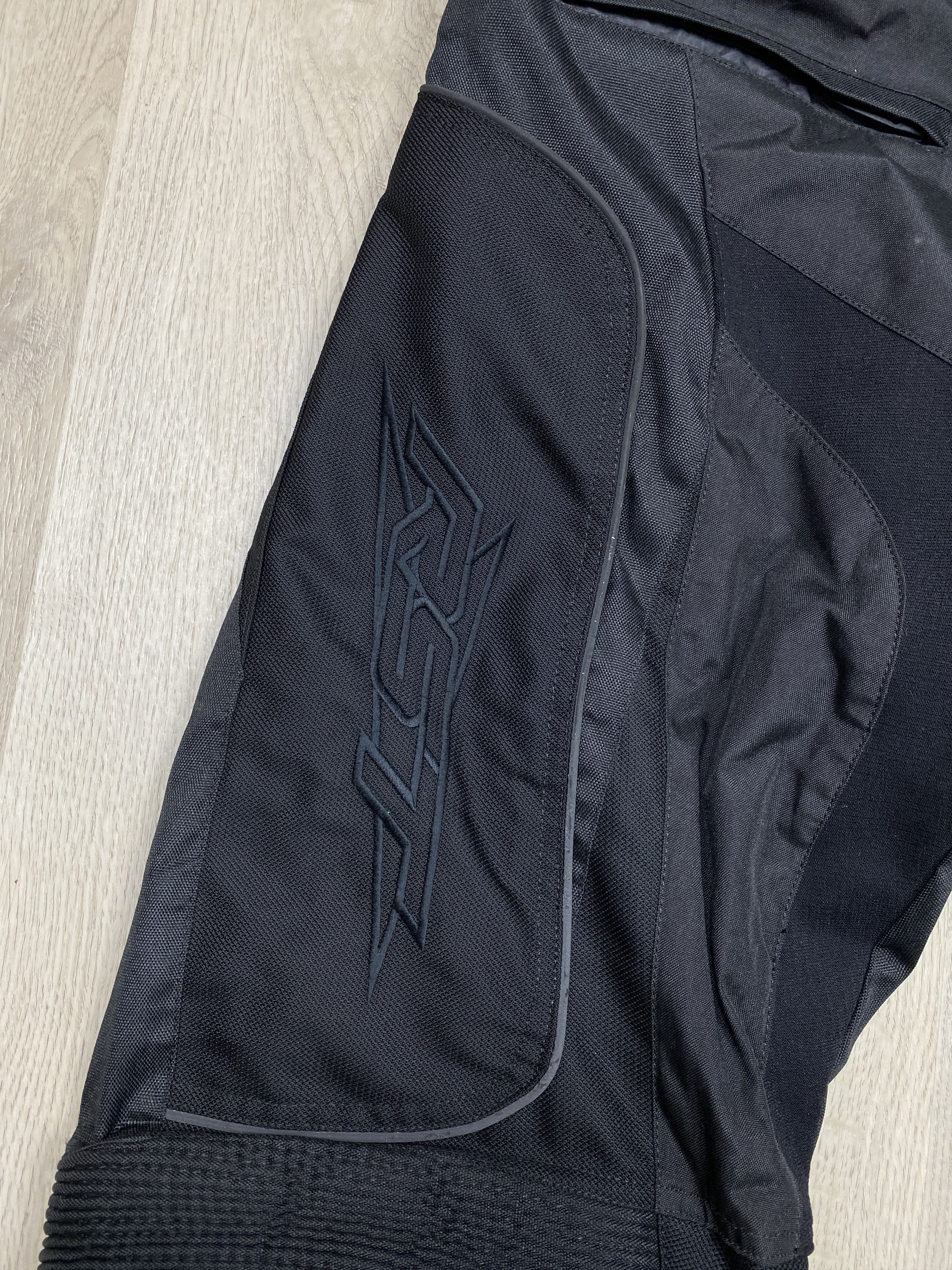 Genuine Leather RST Moto Jacket + Pants Racing Suit Overall Size US M / EU 48-50 / 2 - 20 Thumbnail