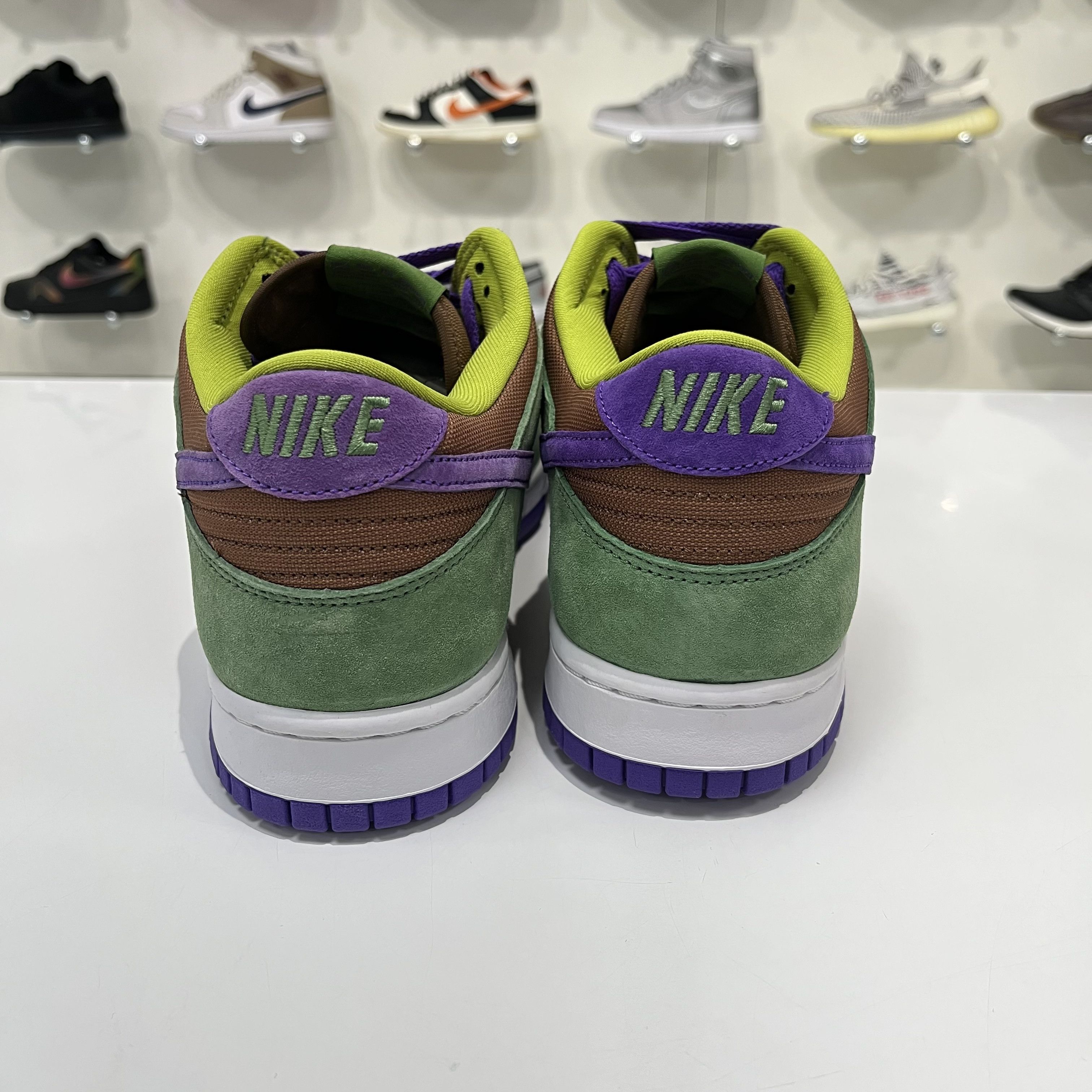 Nike Nike Dunk Low Veneer 2020 Size US 11.5 / EU 44-45 - 3 Thumbnail