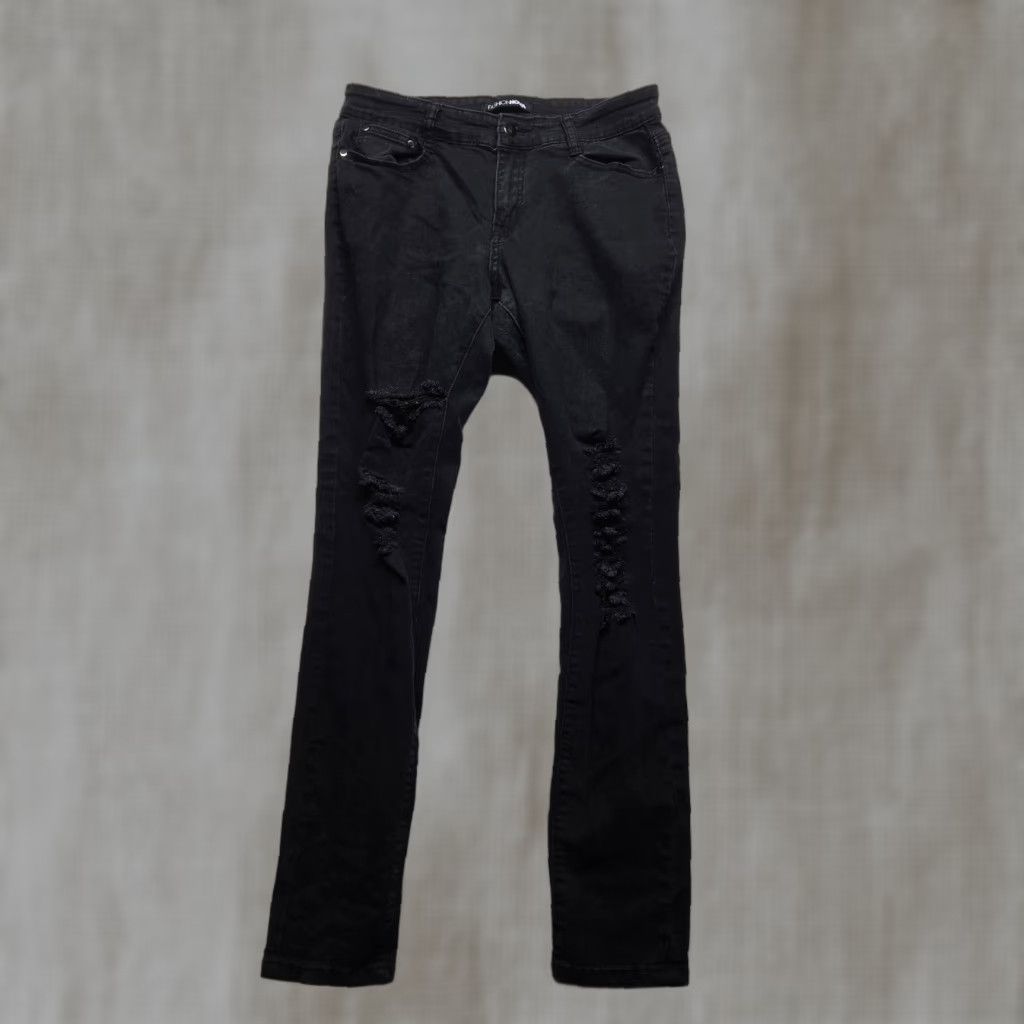 Fashion Nova Fashion Nova Jeans Pants Denim Skinny Stretch Women’s Size 13 Black Slim Fit 13 Fashion Nova Jeans Womens Black 90s Style Size 34" / US 12 / IT 48 - 1 Thumbnail