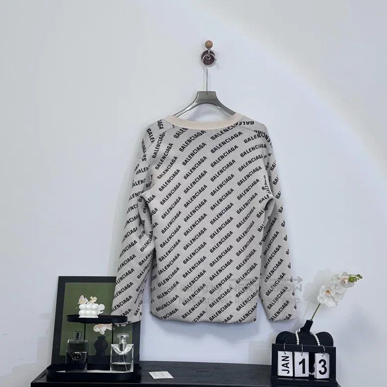 Balenciaga Balenciaga Full Print Letter Knit Cardigan Sweater Jacket Size US L / EU 52-54 / 3 - 2 Thumbnail
