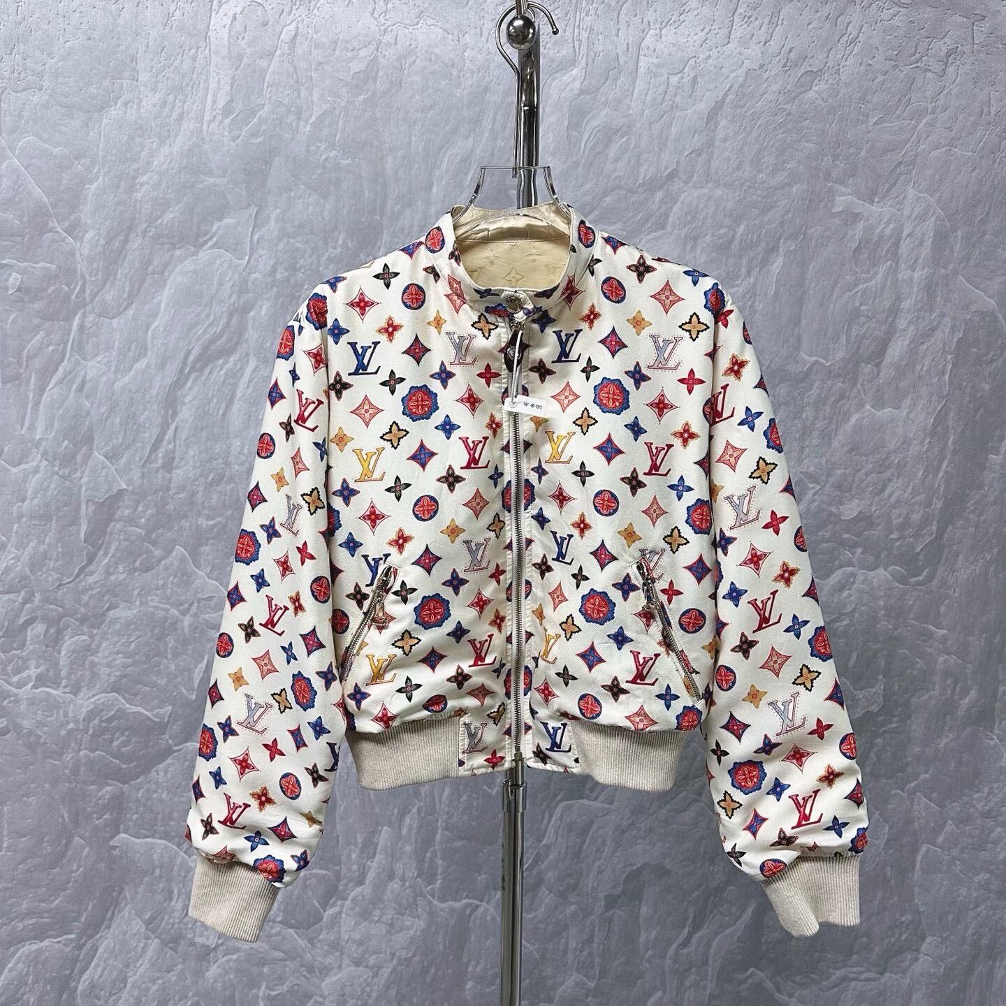 Louis Vuitton louis vuitton double-sided printed jacket Size S / US 4 / IT 40 - 1 Thumbnail
