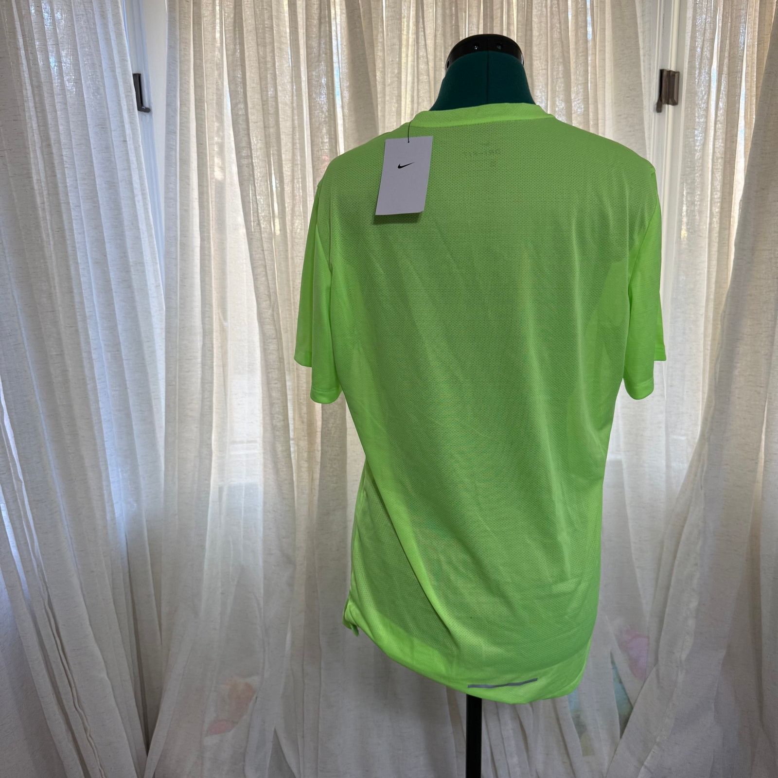 Nike Nike Running Neon Green Dri-Fit Performance Tee | Sz M Size US M / EU 48-50 / 2 - 4 Thumbnail