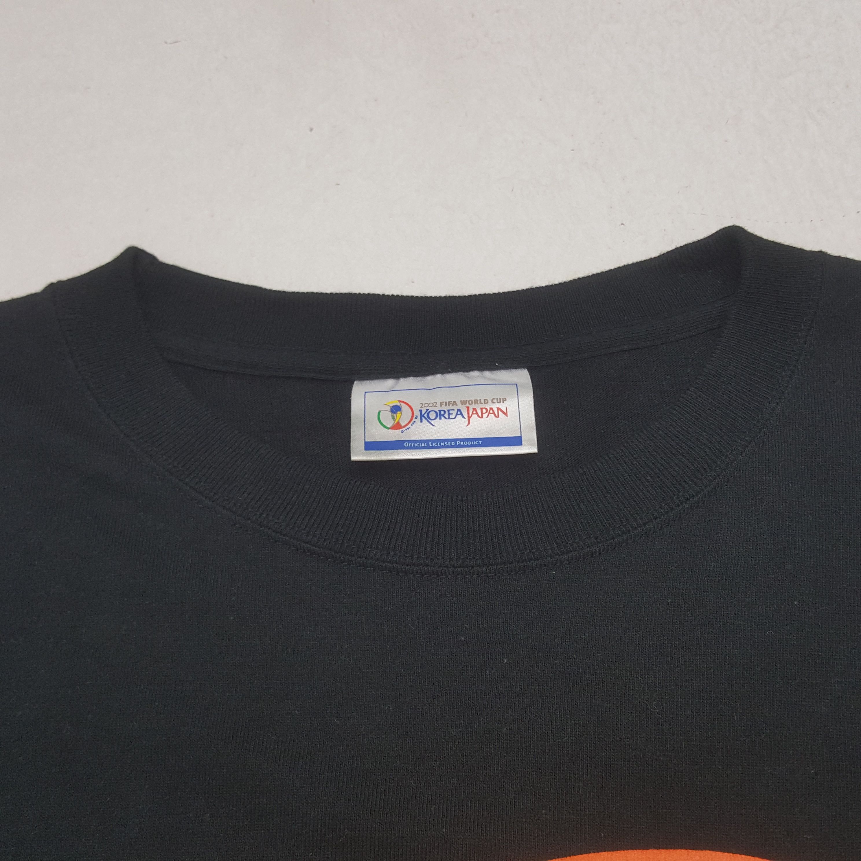 Japanese Brand VIntage Korea Japan 17th 2002 Fifa World Cup Tshirt Size US L / EU 52-54 / 3 - 5 Thumbnail