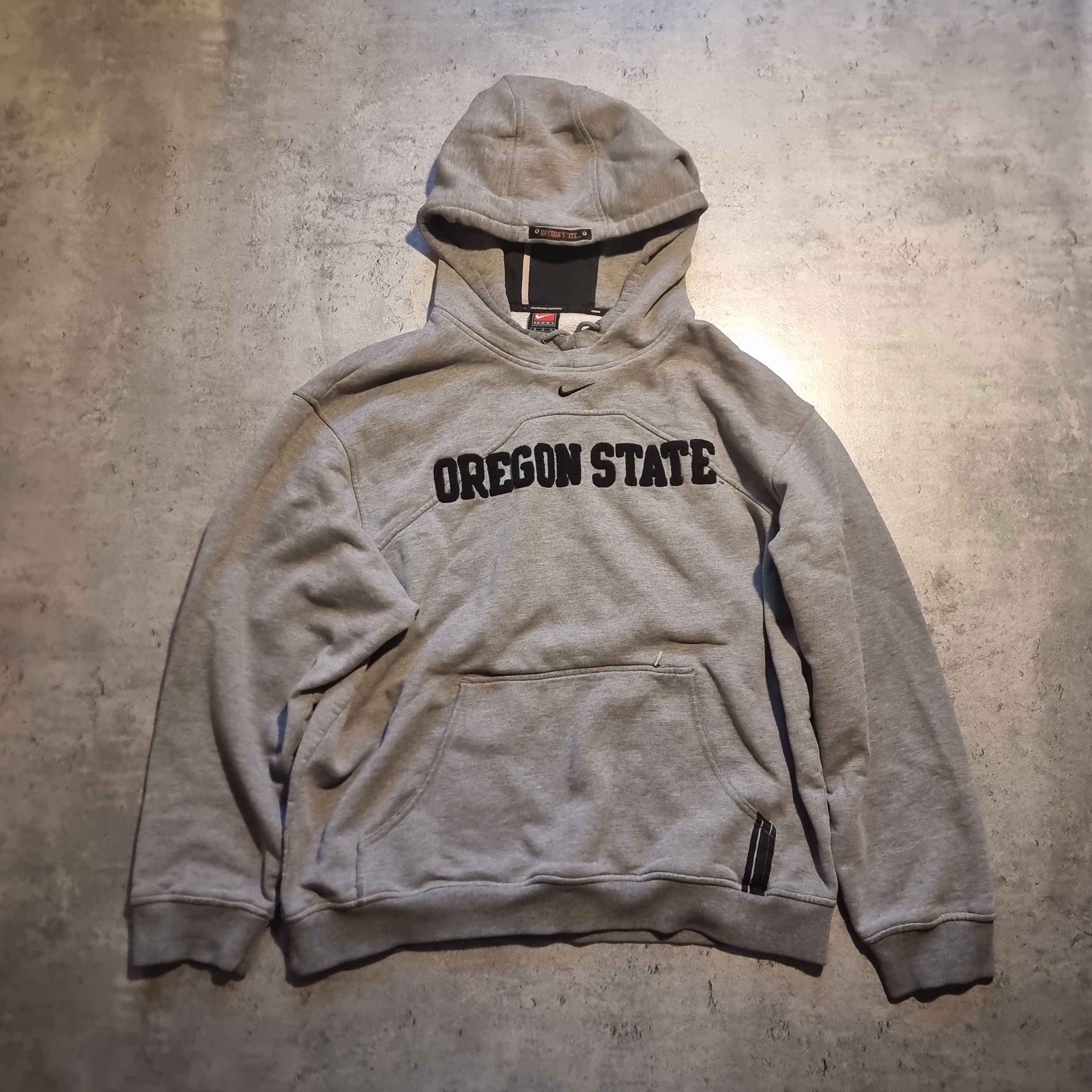 Nike Nike vintage center swoosh oregon state made in usa 90s Size US M / EU 48-50 / 2 - 5 Thumbnail