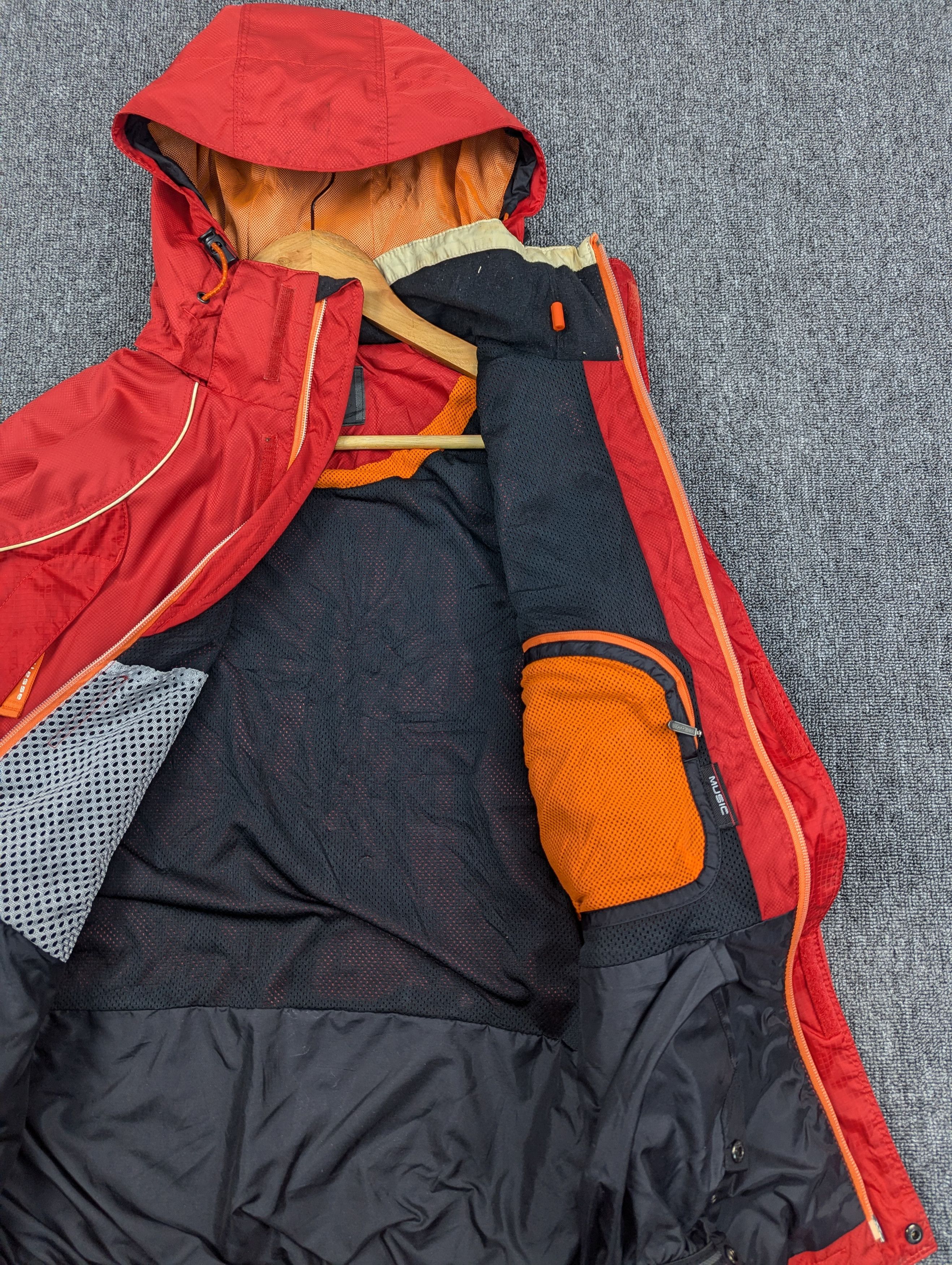 Ellesse Ellesse Waterproof Gorpcore Hood Zipper Jacket Size US M / EU 48-50 / 2 - 7 Thumbnail