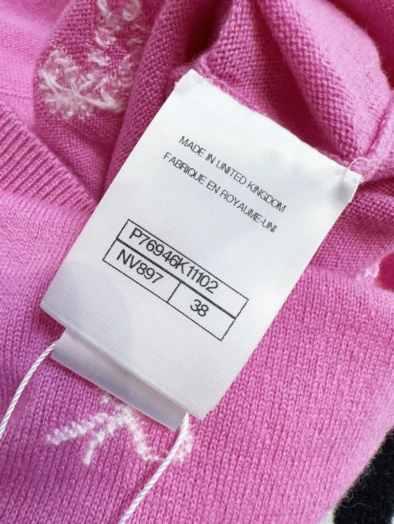 Chanel Chanel Pink Bow Short Sleeve Knit Dress Size M / US 6-8 / IT 42-44 - 4 Thumbnail