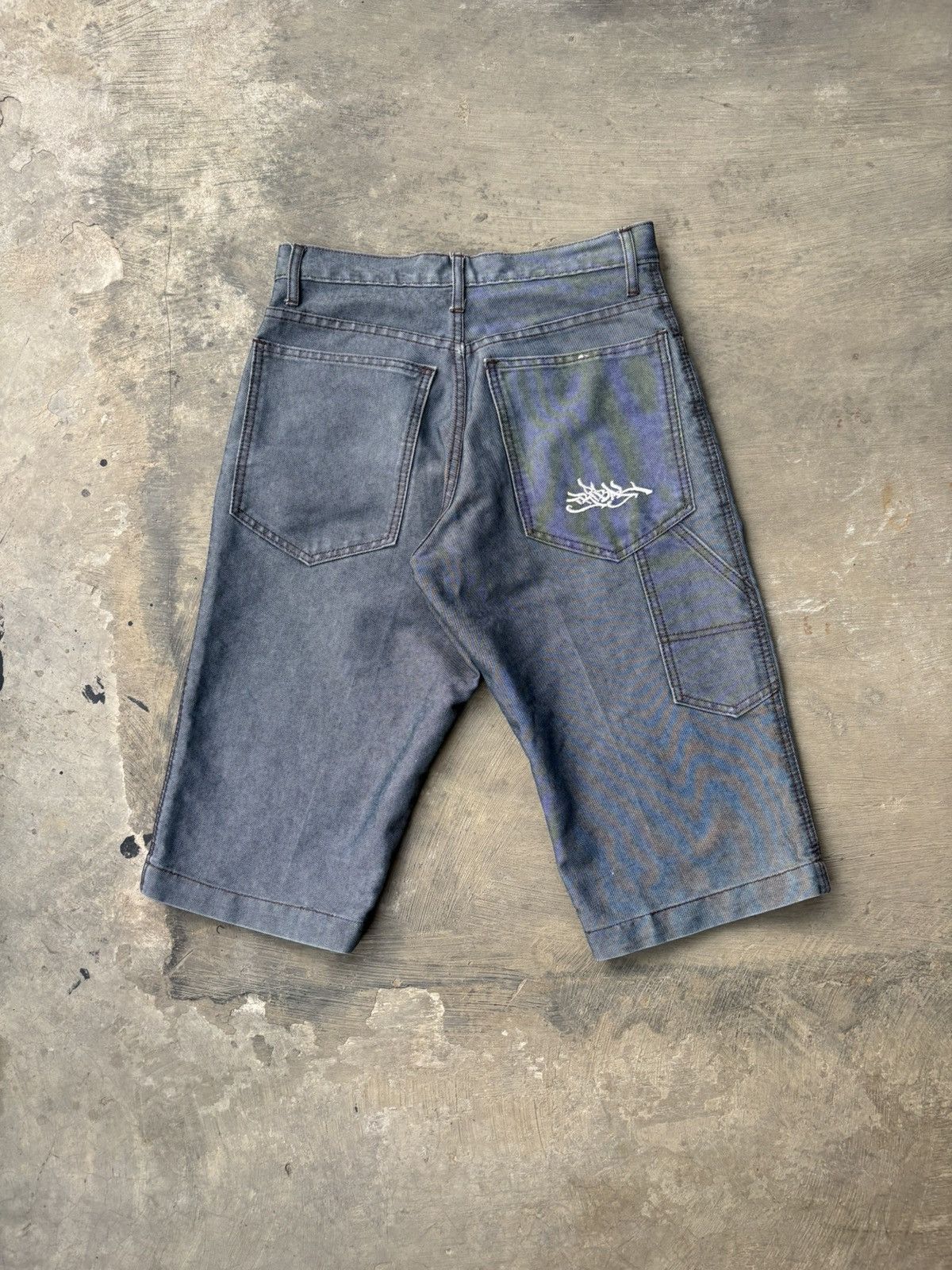 Tribal Streetwear Vintage Y2K Tribal Gear Jorts Size US 28 / EU 44 - 1 Thumbnail