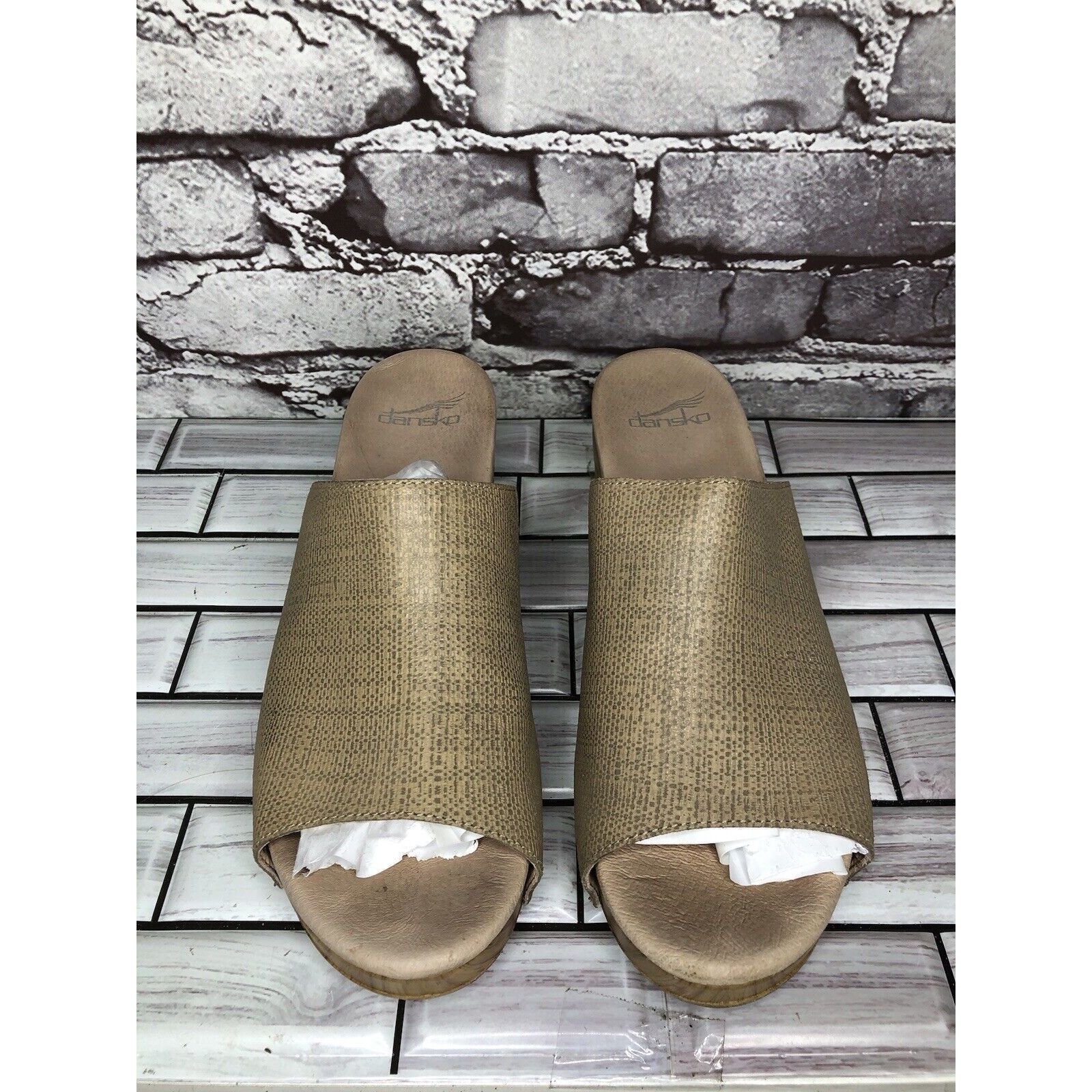 Other Dansko Maci Taupe Textured Beige Tan Leather Heel Sandals Wo Size US 9.5 / IT 39.5 - 14 Thumbnail