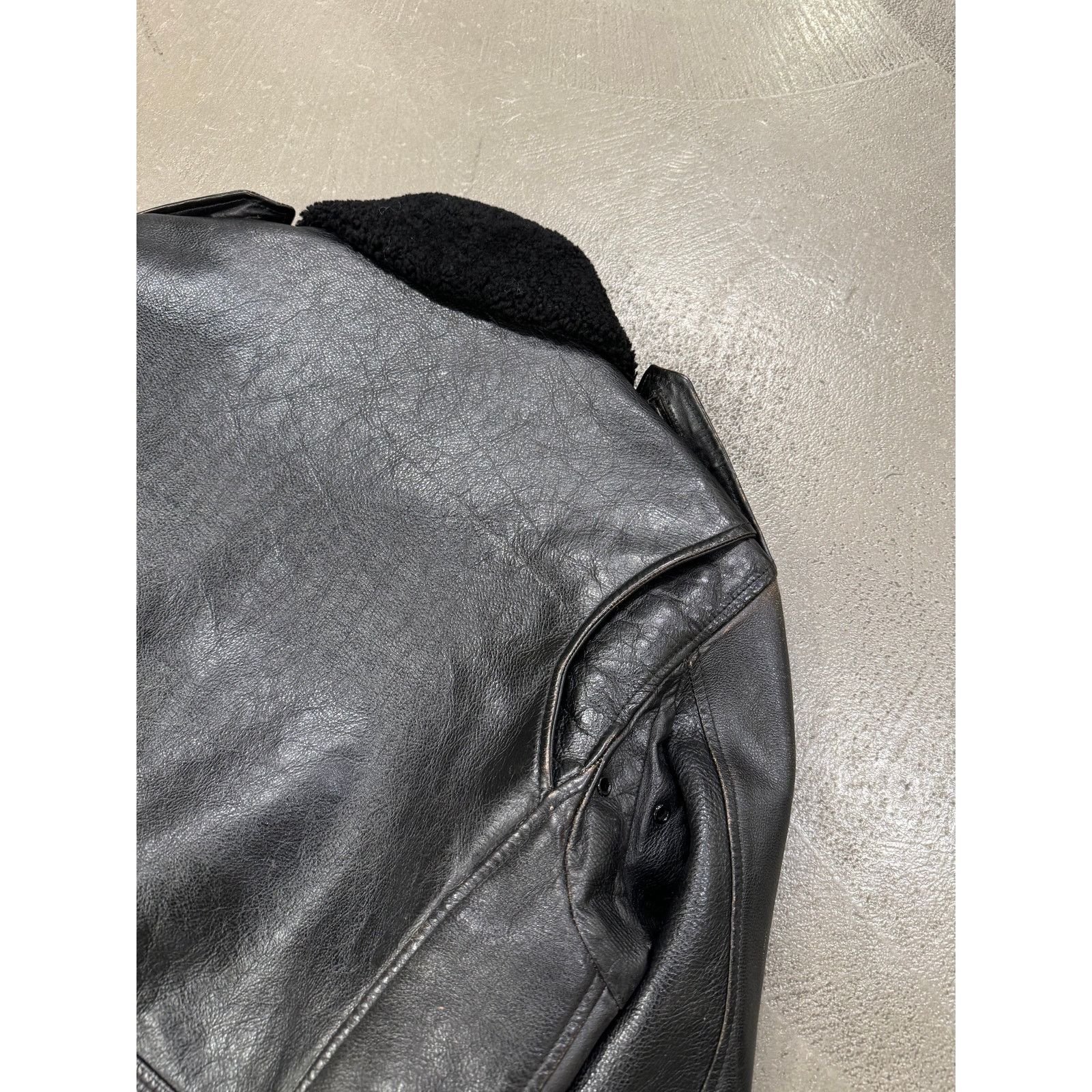 Saint Laurent Paris A/W13 Saint Laurent by Hedi Slimane aviator shearling jacket Size US M / EU 48-50 / 2 - 10 Thumbnail