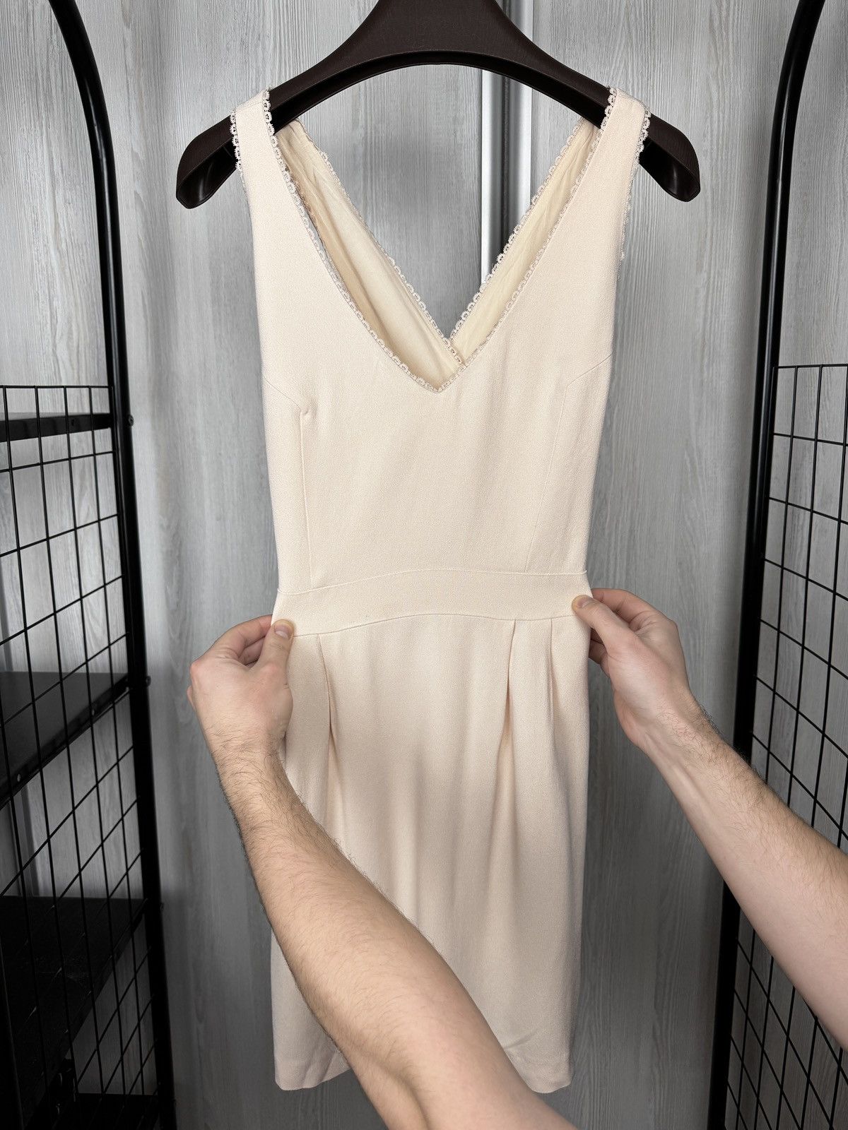 Sezane Sezane Beige Rose Viscose blend mini dress size 38 Size S / US 4 / IT 40 - 12 Thumbnail