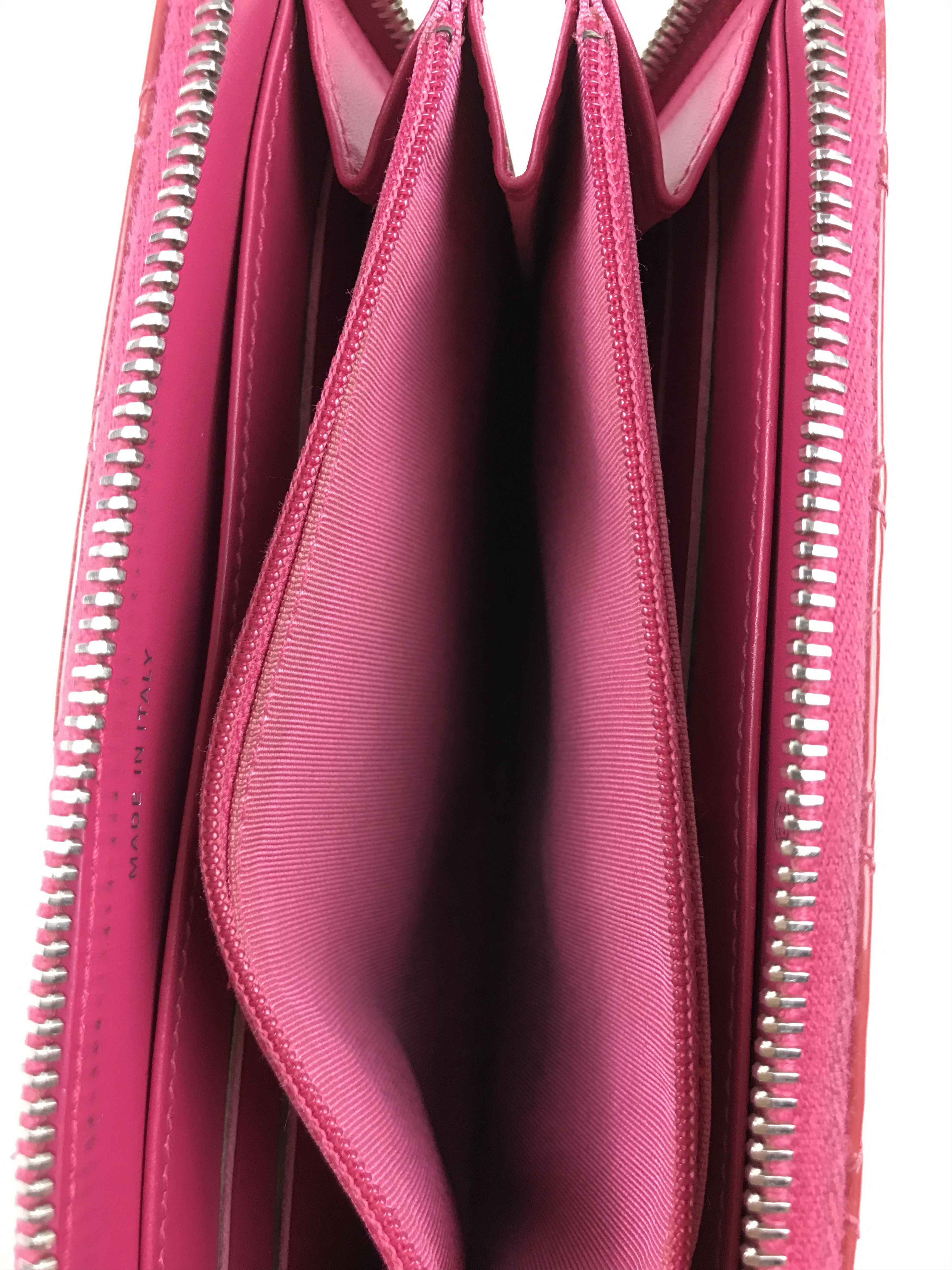 Chanel × Vintage Chanel Dark Pink Quilted Patent Leather Zip Around Wallet Size ONE SIZE - 18 Thumbnail
