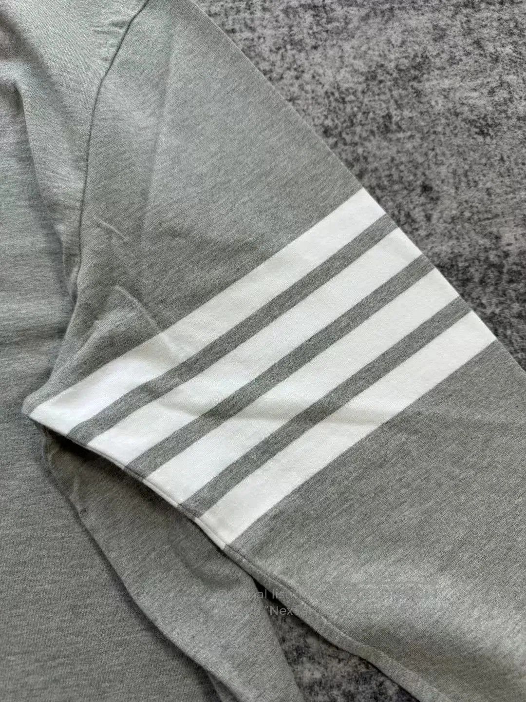 Thom Browne thom browne gray long sleeve sweatshirt. Size US M / EU 48-50 / 2 - 4 Thumbnail