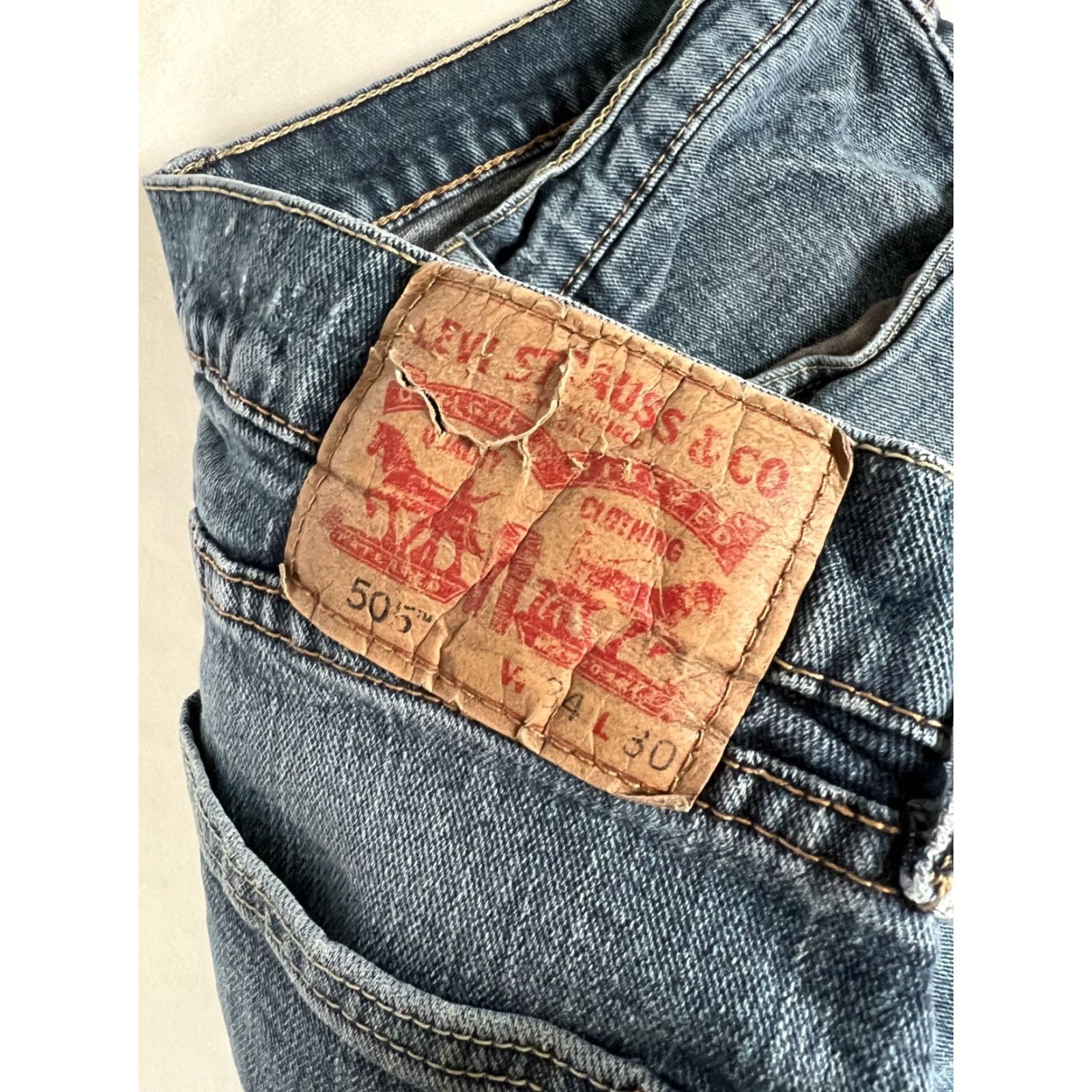 Levi's VINTAGE Levi’s 505 Jeans Blue Denim Size 34x30 Regular Fit Men Medium Wash Stain USA 90s Mexico Size US 34 / EU 50 - 6 Thumbnail