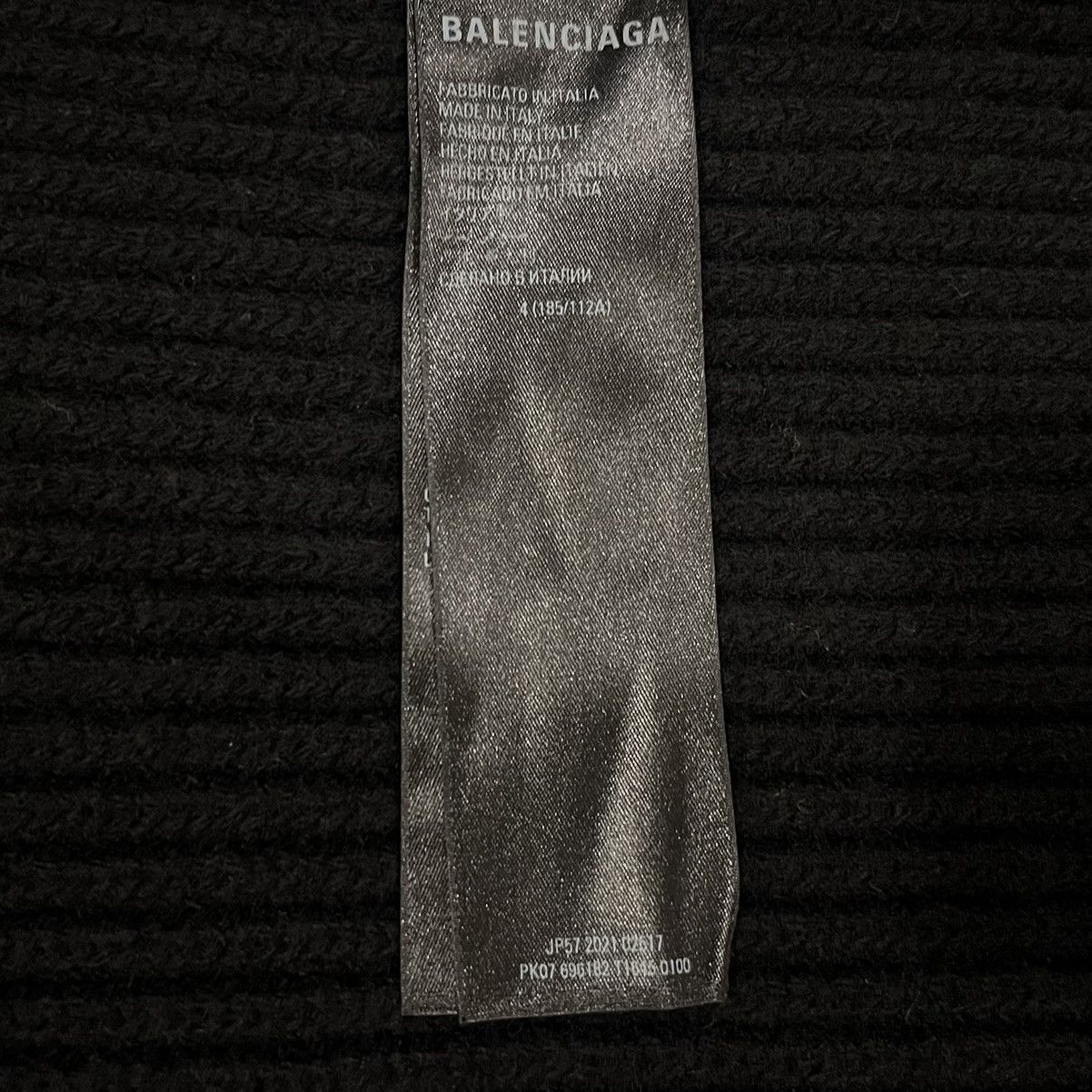 Balenciaga $2050 Balenciaga College Logo Heavy Wool Piled Knit Cardigan Size US L / EU 52-54 / 3 - 9 Thumbnail