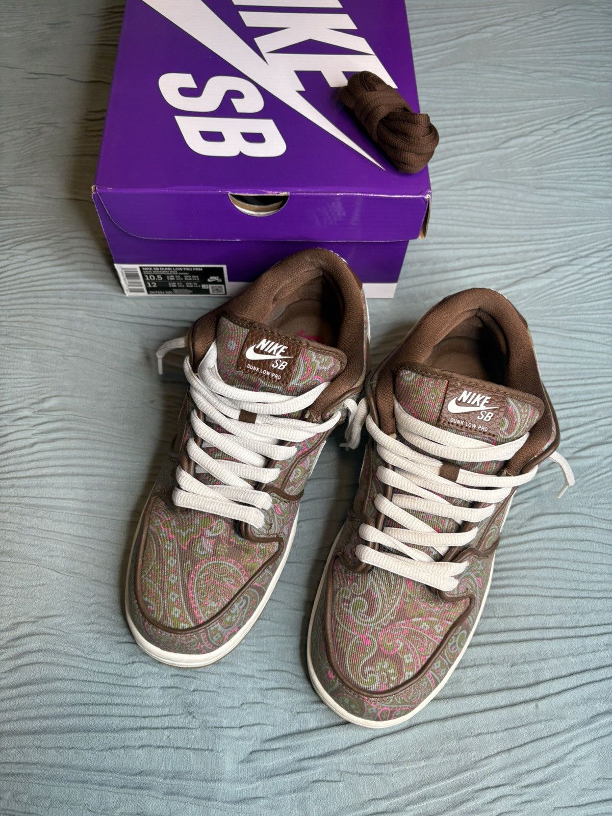 Nike SB Nike SB Dunk Low Pro “Paisley Brown” Size US 10.5 / EU 43-44 - 2 Thumbnail