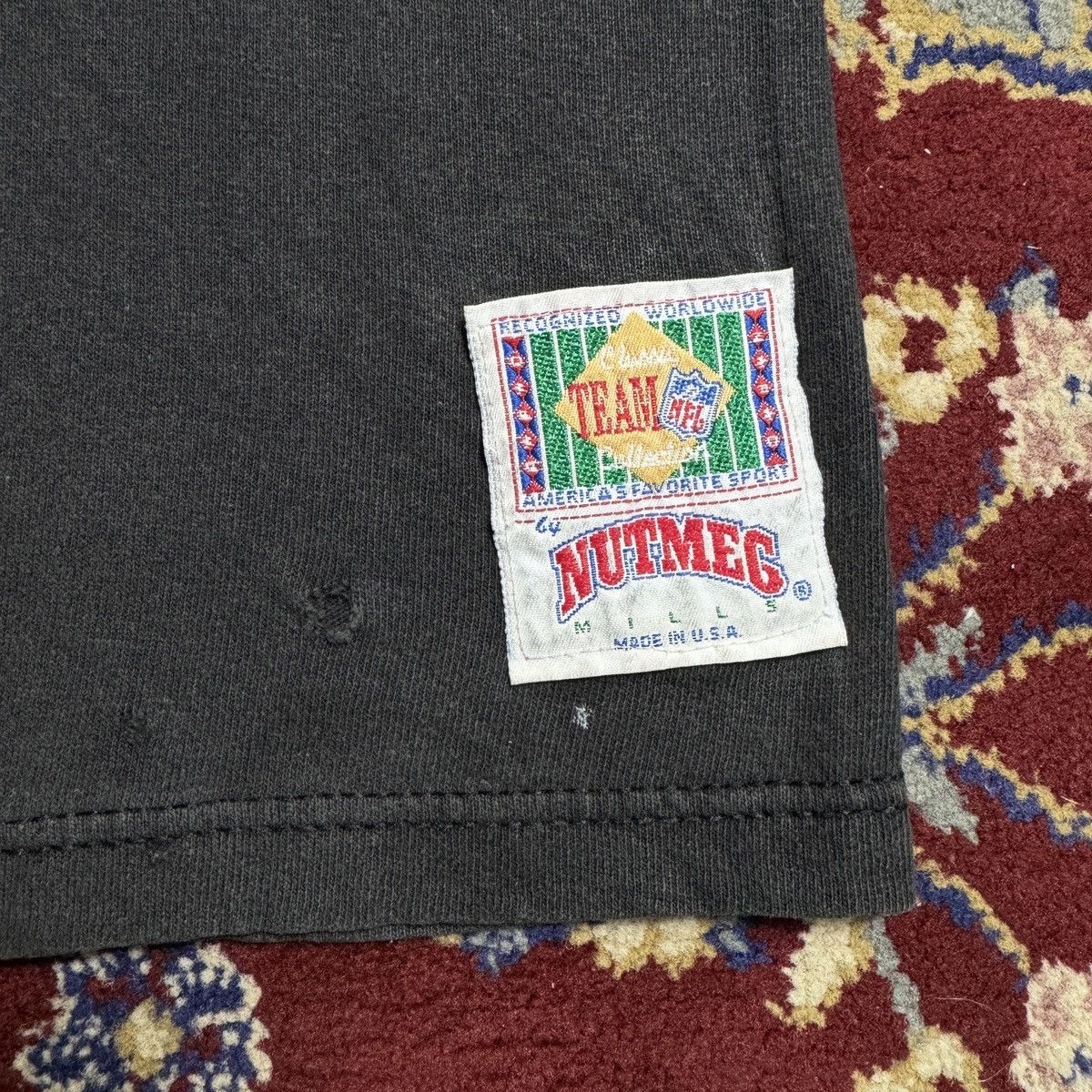 NFL Vintage 1994 Jacksonville Jaguars Tee Nutmeg 90s NFL tee Size US XL / EU 56 / 4 - 6 Thumbnail