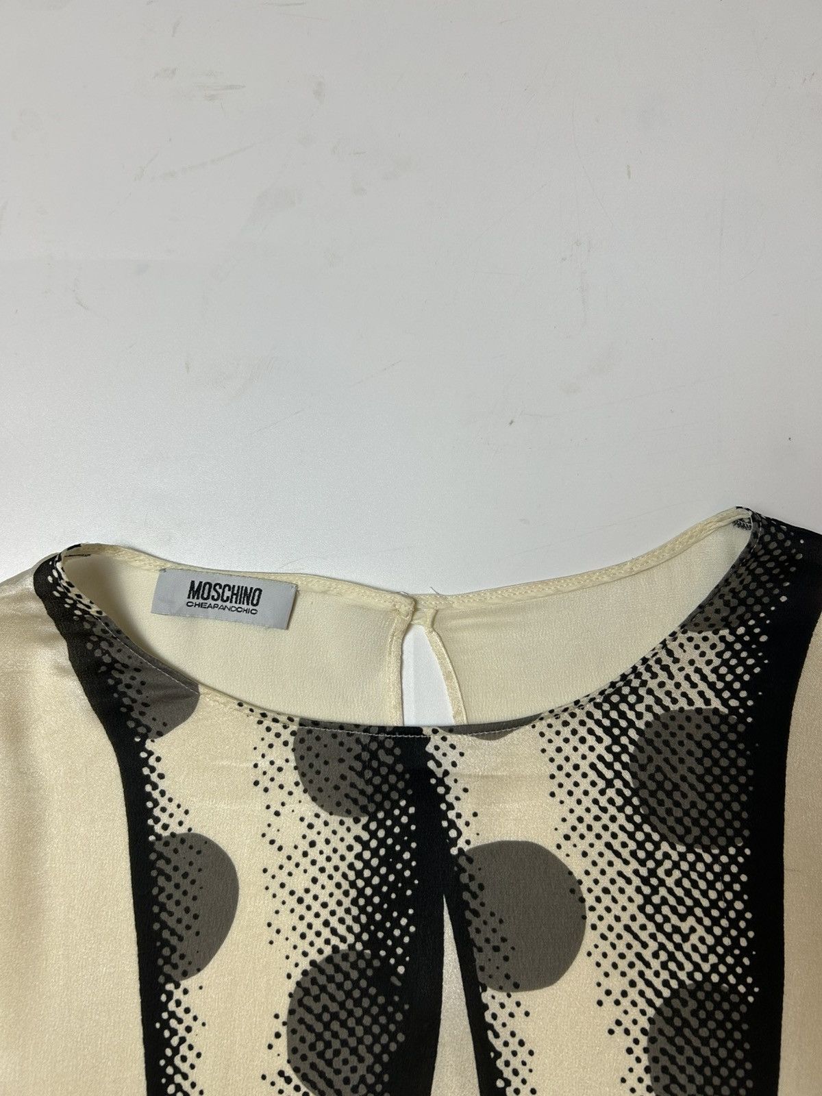 Designer × Moschino × Vintage MOSCHINO SILK SLEEVELESS TOP Size M / US 6-8 / IT 42-44 - 5 Thumbnail