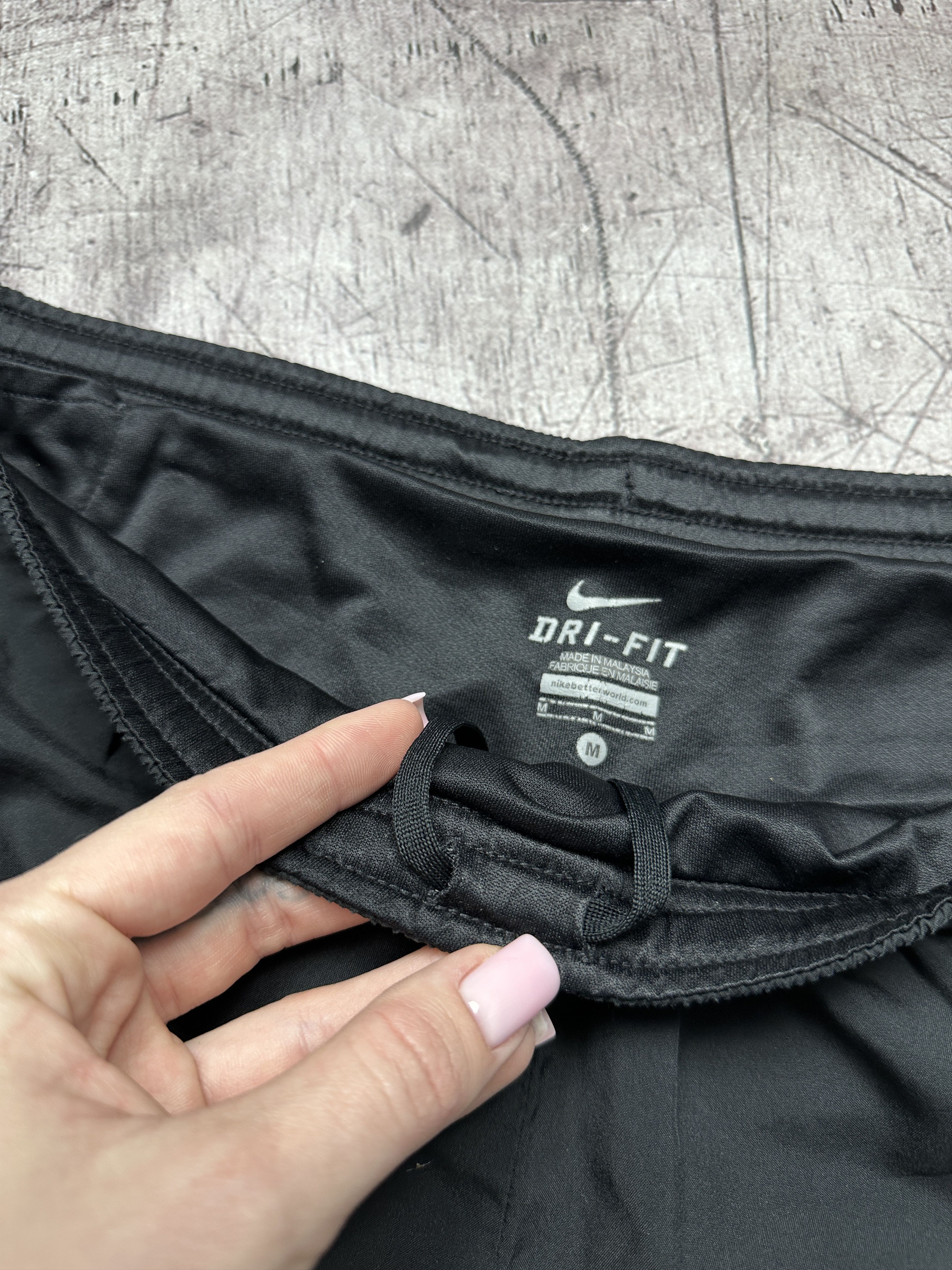 Nike Nike Dri Fit Vintage Mens Shorts Size US 32 / EU 48 - 4 Thumbnail
