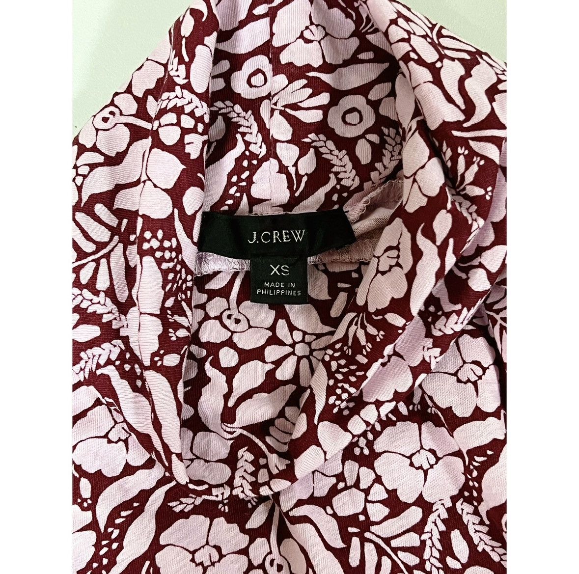 J.Crew J. Crew Pink Floral Turtleneck Shirt Top Blouse Size XS 🌺✨ Size XS / US 0-2 / IT 36-38 - 3 Thumbnail