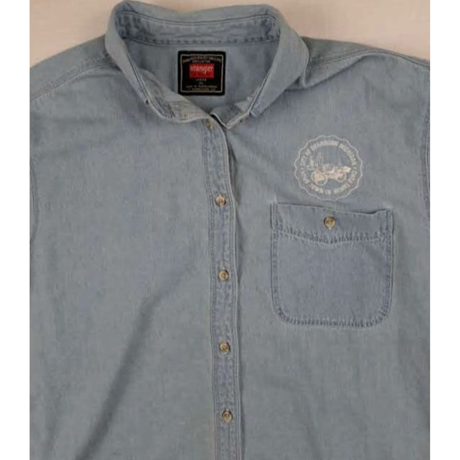 Wrangler Wrangler Shirt XL Women Blue Button-Up Short Sleeve Collared Hometown Pre-Owned Jeans Style Ladies Loved Classics Size XL / US 12-14 / IT 48-50 - 4 Thumbnail