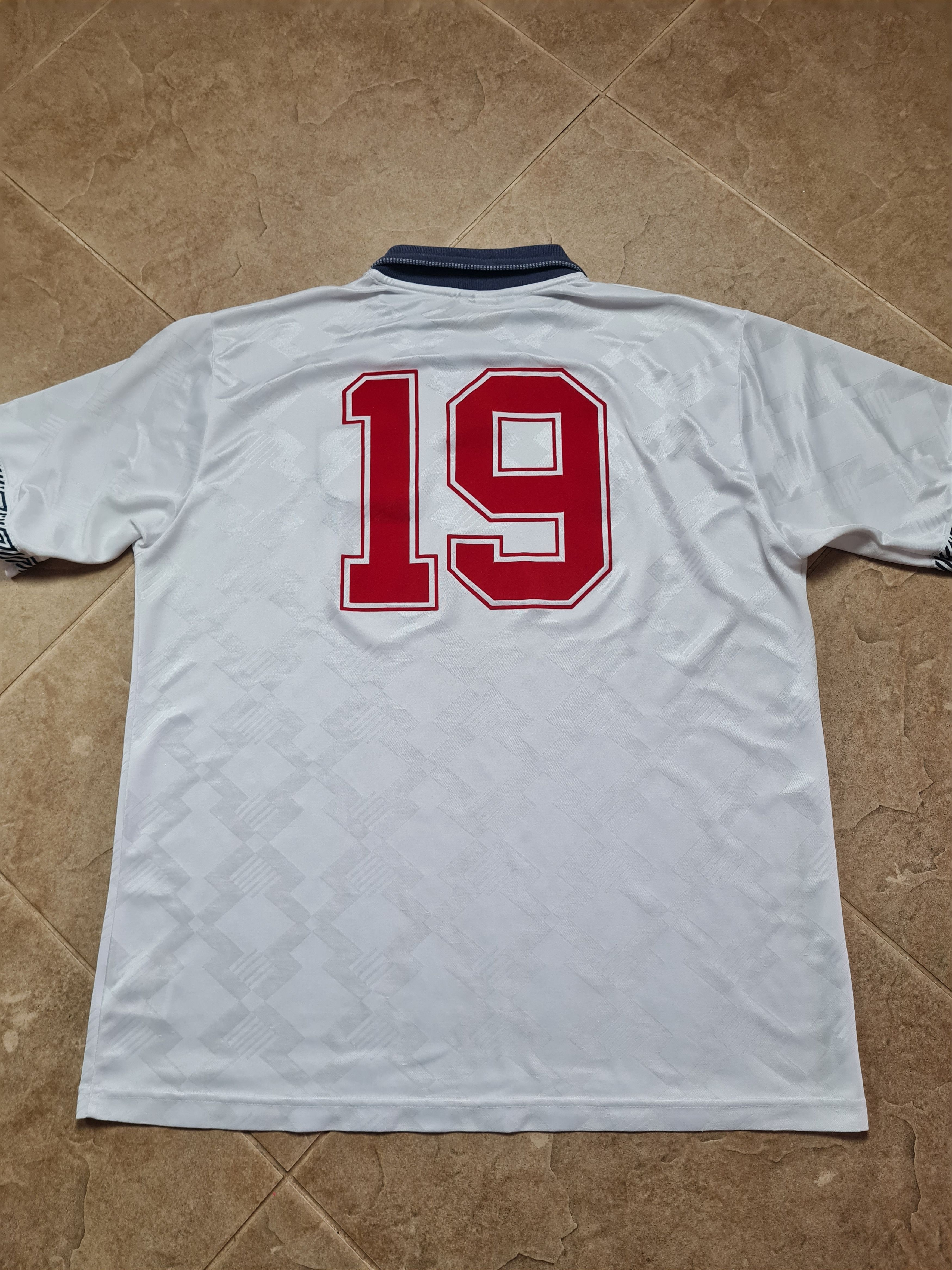 Paul Gascoigne 19 Signed 1990 England World Cup shirt