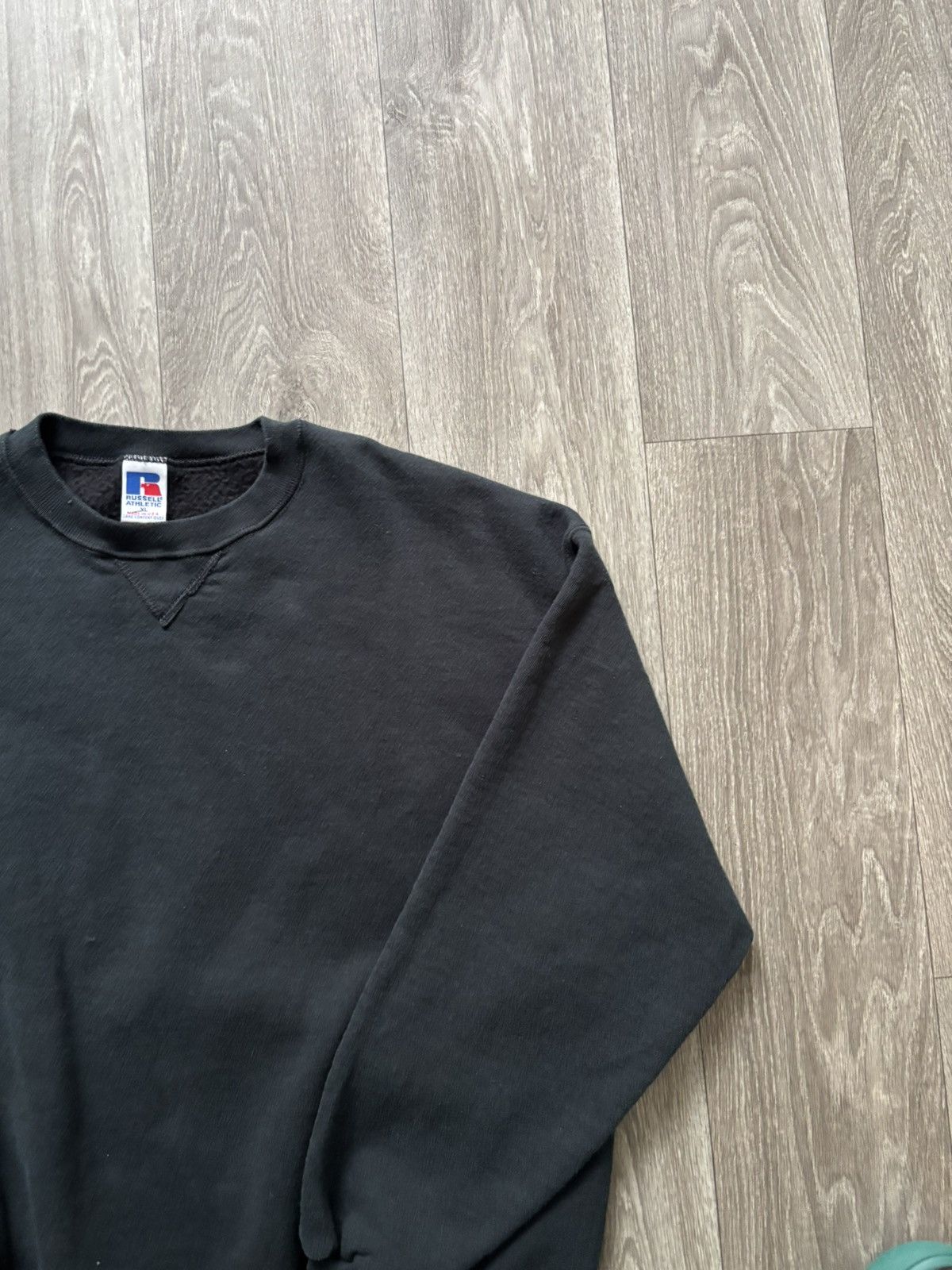 Russell Athletic Vintage 90s Russell Athletic Black Sweatshirt Made in USA Size US L / EU 52-54 / 3 - 5 Thumbnail