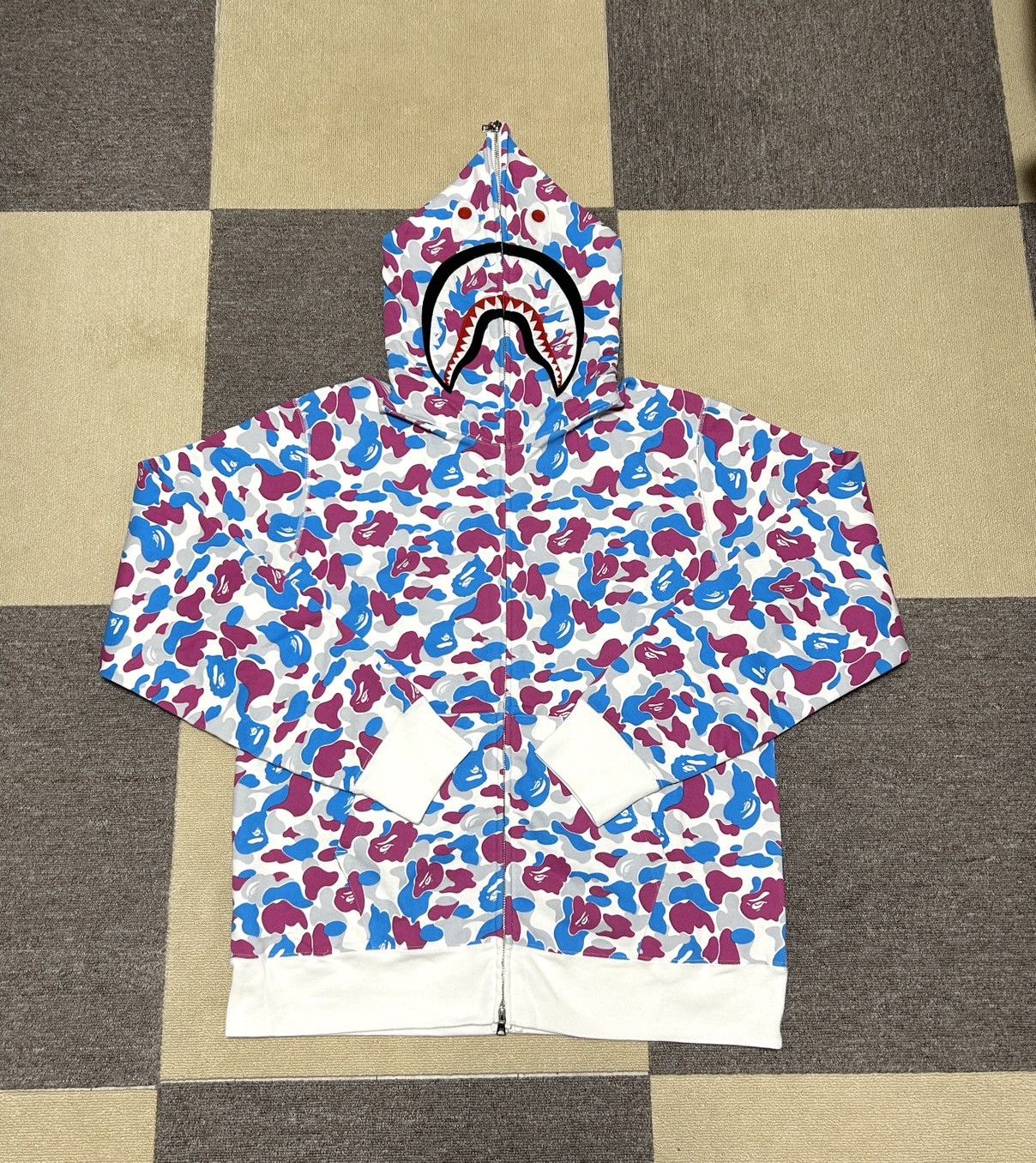 Bape Bape Yokohama Limited Color Camo Shark Zip Hoodie Size US XL / EU 56 / 4 - 1 Thumbnail