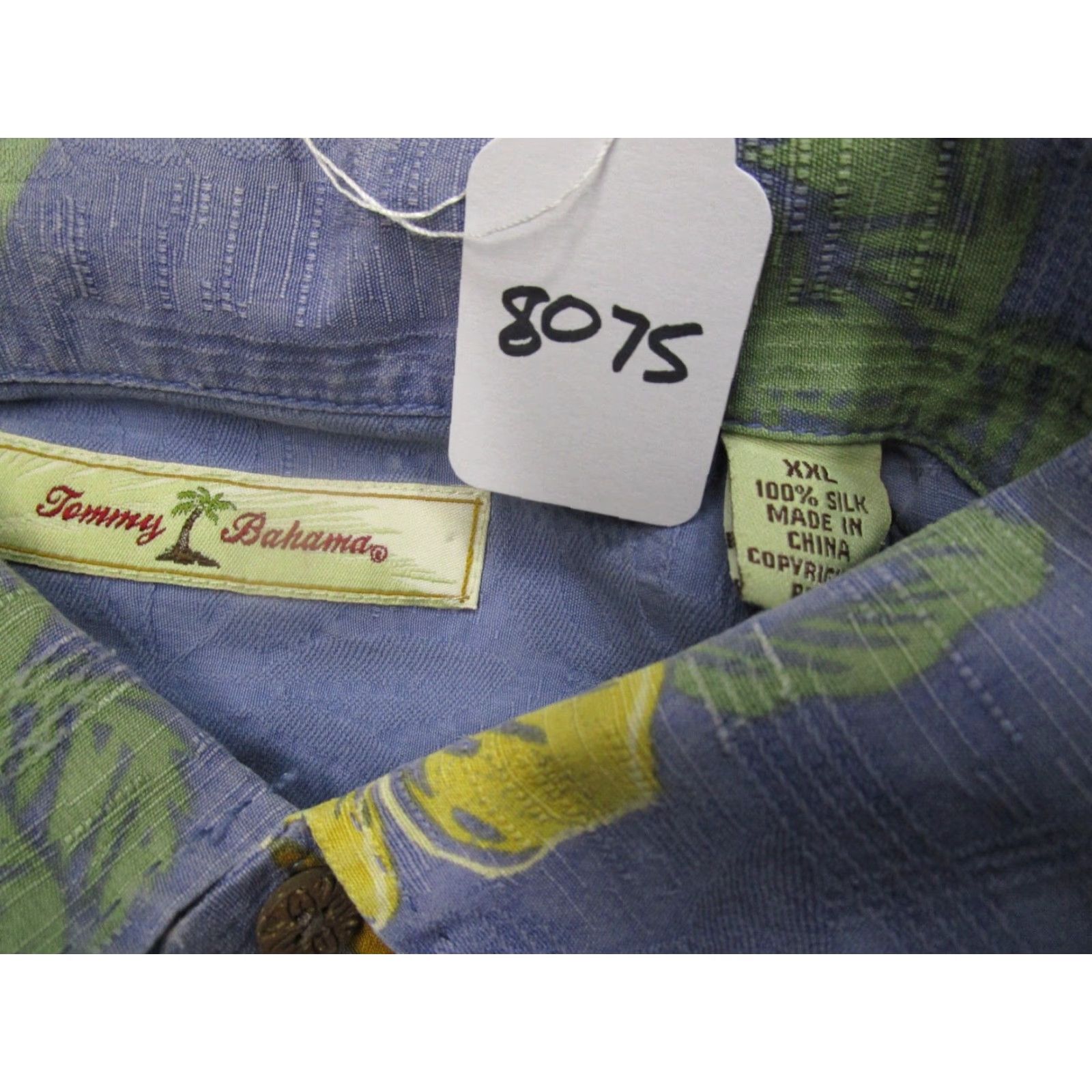 Tommy Bahama Tommy Bahama Shirt Men 2XL Button-Up Short Sleeve Blue Silk Hawaiian Pineapples Aloha Size US XXL / EU 58 / 5 - 7 Thumbnail
